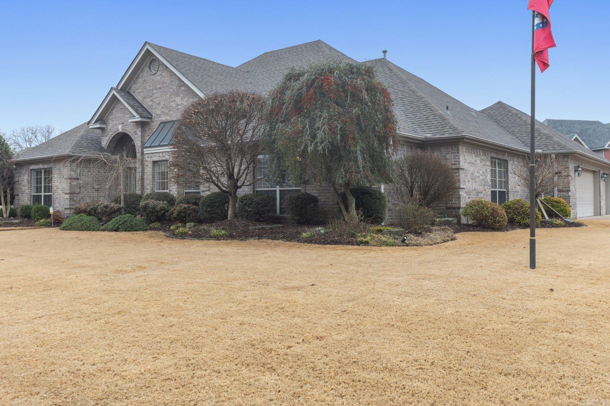 COUNTRY CLUB OF ARK THE - Residential