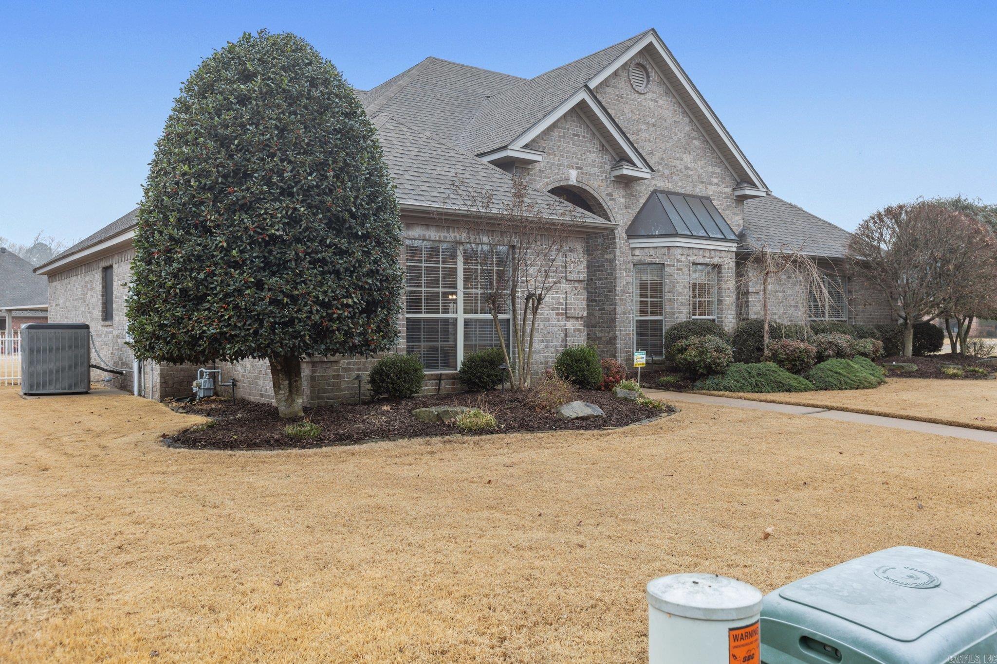 COUNTRY CLUB OF ARK THE - Residential