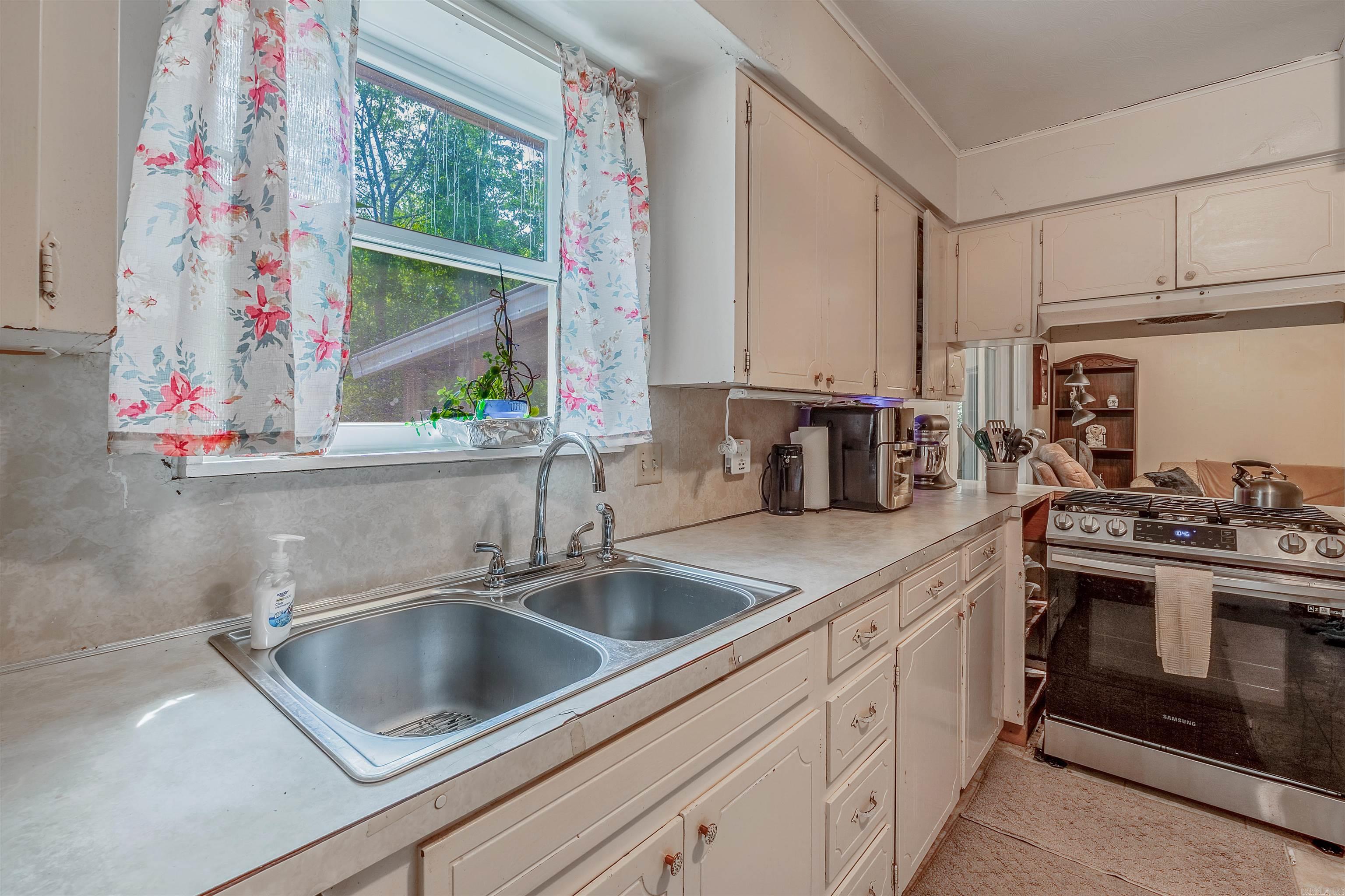 PARK HILL WEST ADDN - Residential