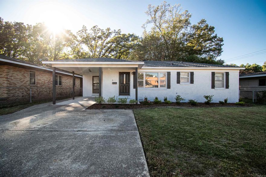 Get Cozy this Fall in a New House that Feels like Home!  This 4 bedroom, 1 1/2 bath home has been completely renovated and all its missing is you.  *New Roof *Fenced in Back Yard *New Paint throughout  *New Flooring  Call Netasha at 870-866-9958 for a private showing.