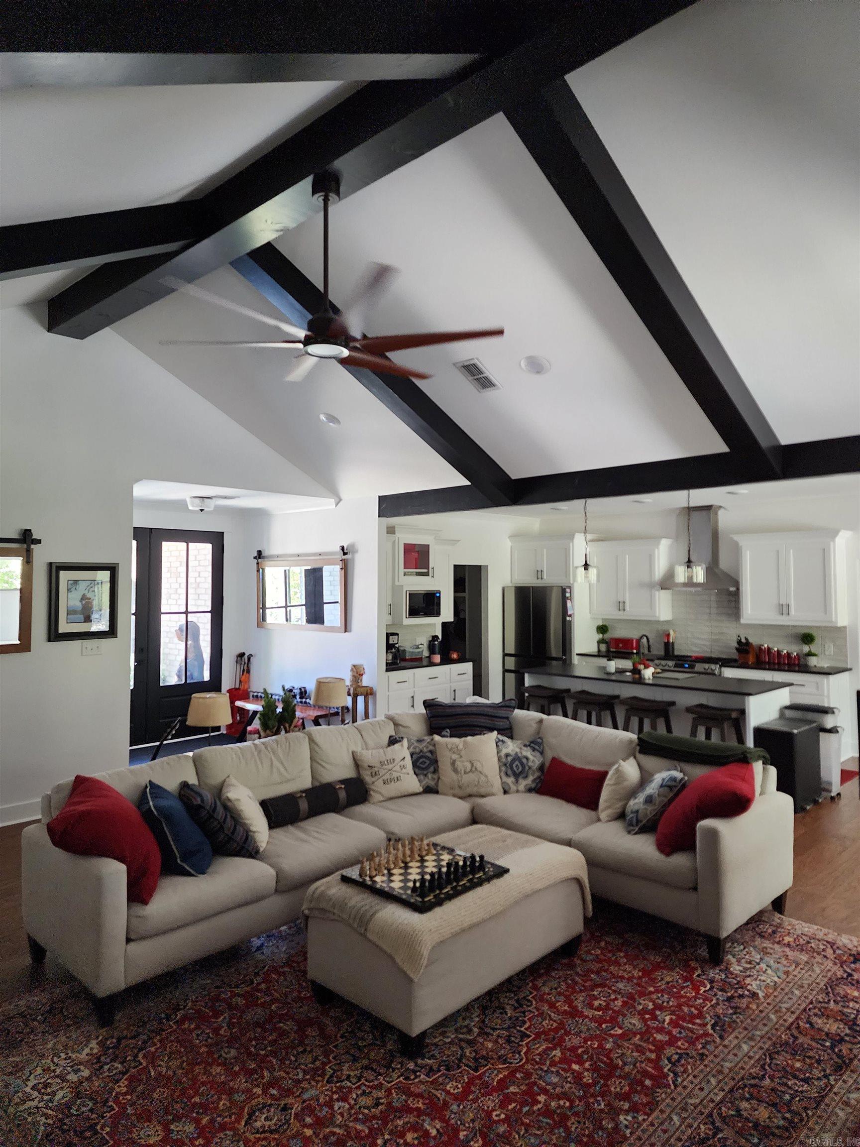 LADERA - Residential