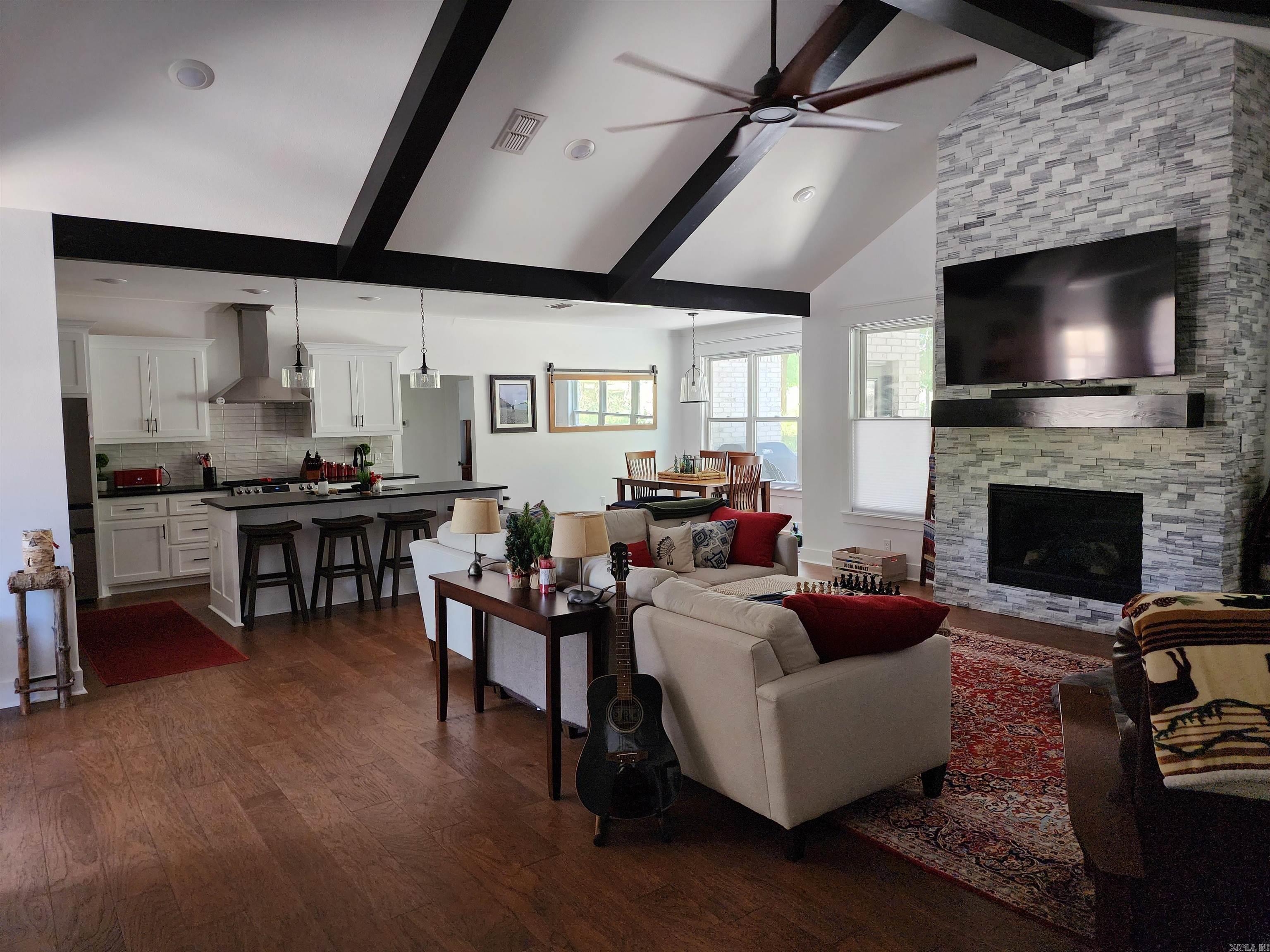 LADERA - Residential