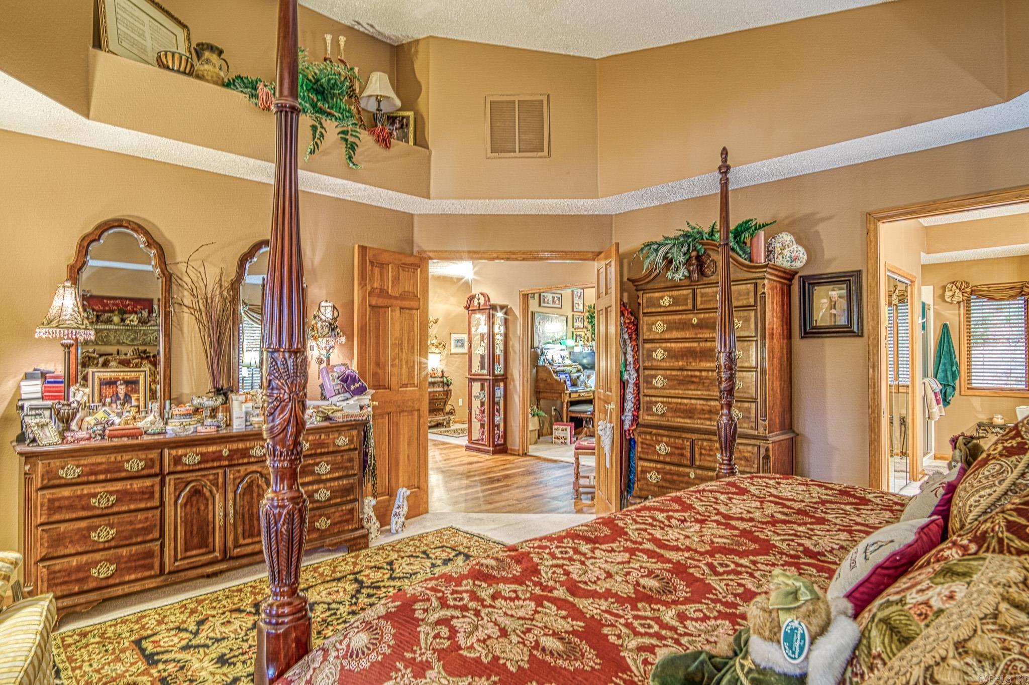 BAJADA - Residential