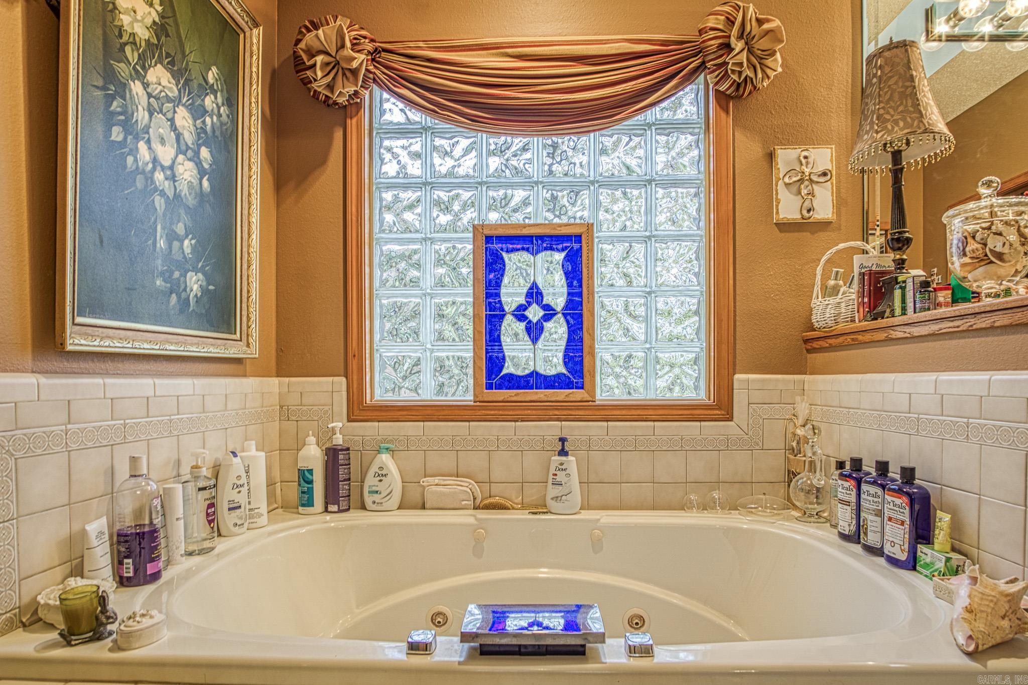 BAJADA - Residential