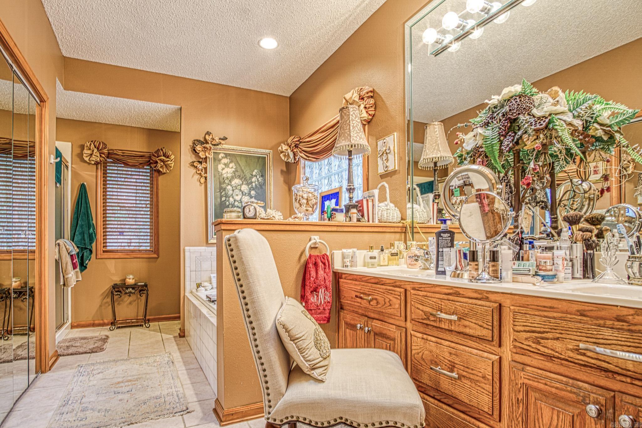 BAJADA - Residential