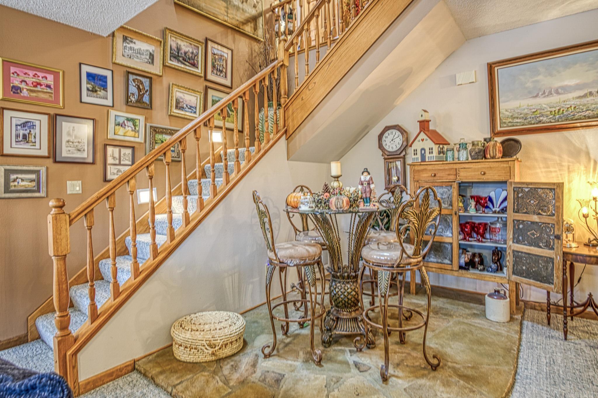 BAJADA - Residential