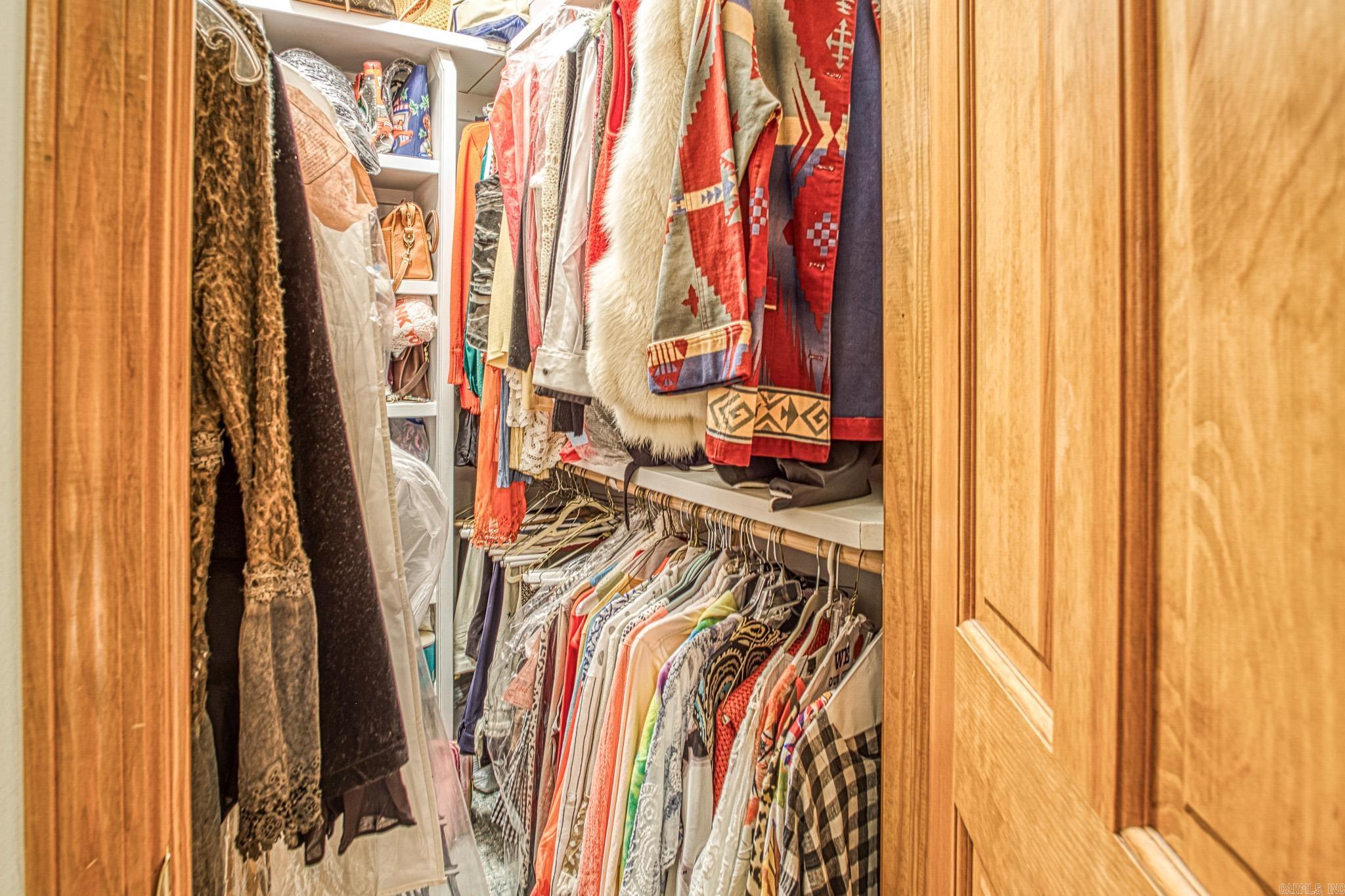 BAJADA - Residential