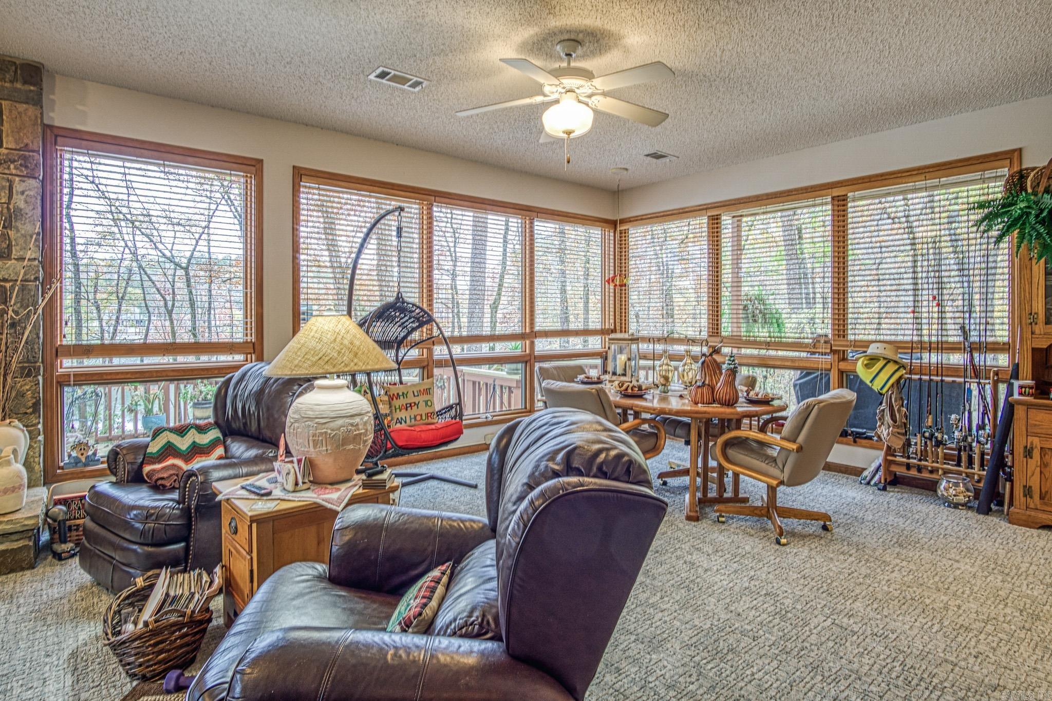 BAJADA - Residential