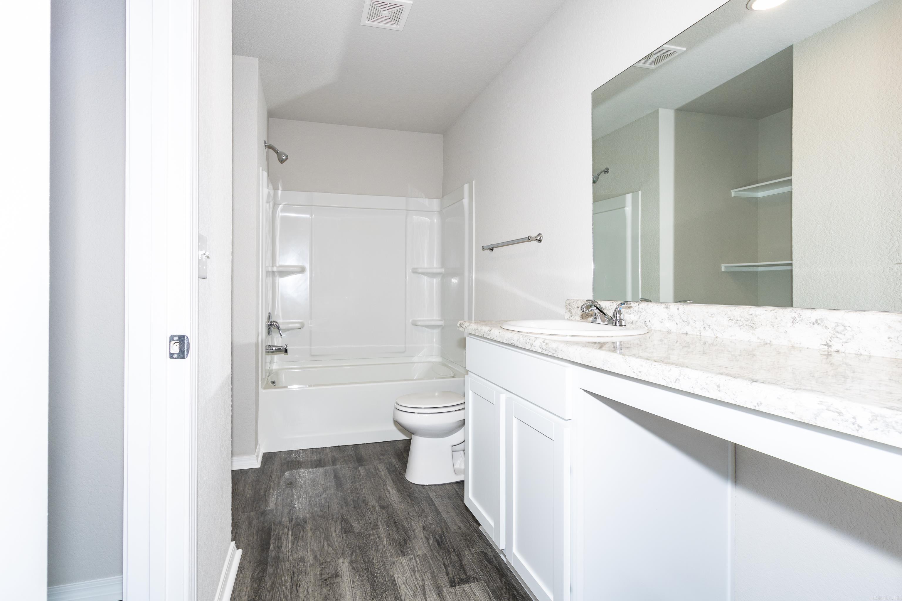 HILLDALE CROSSING - Residential