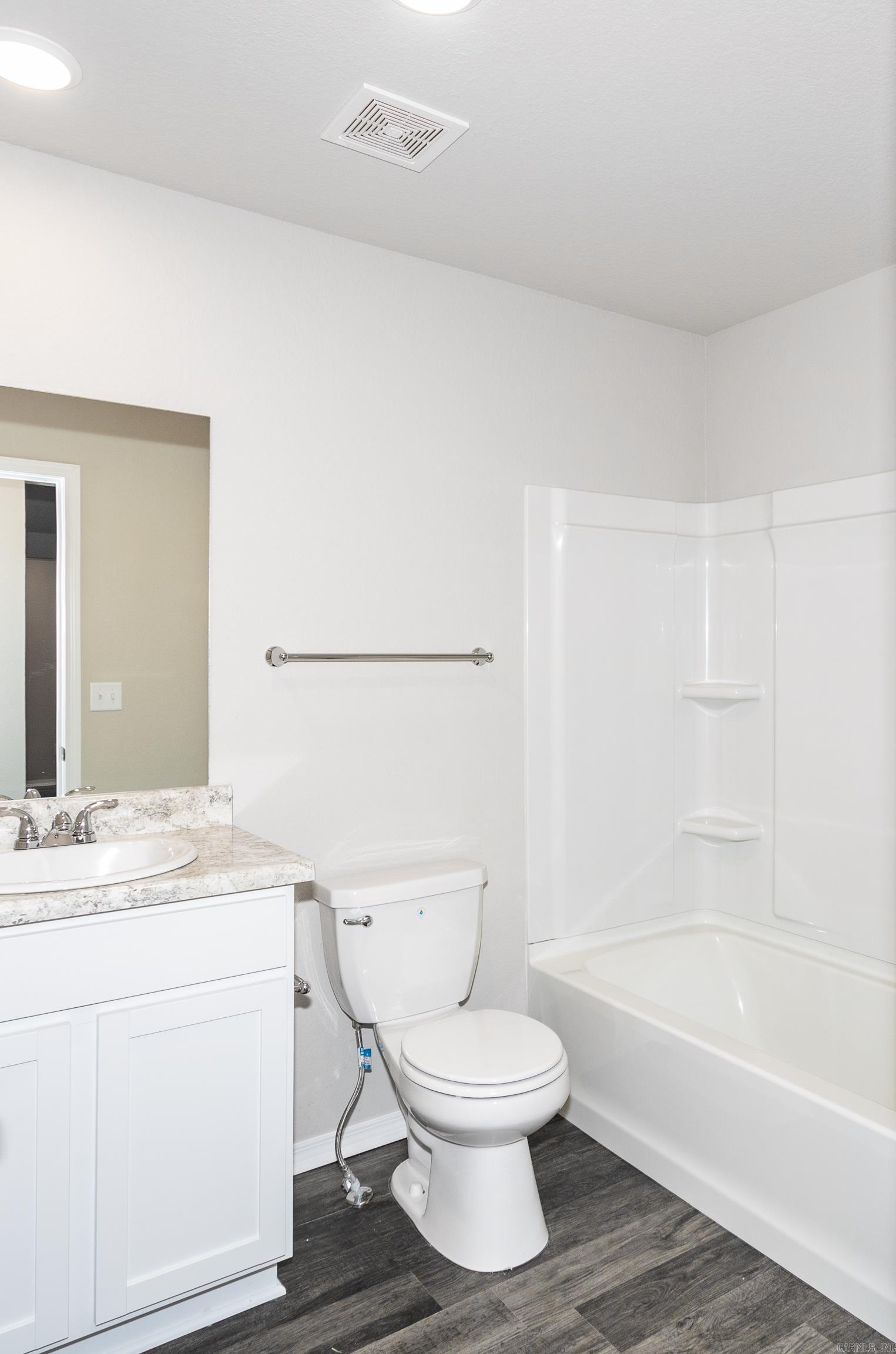 HILLDALE CROSSING - Residential