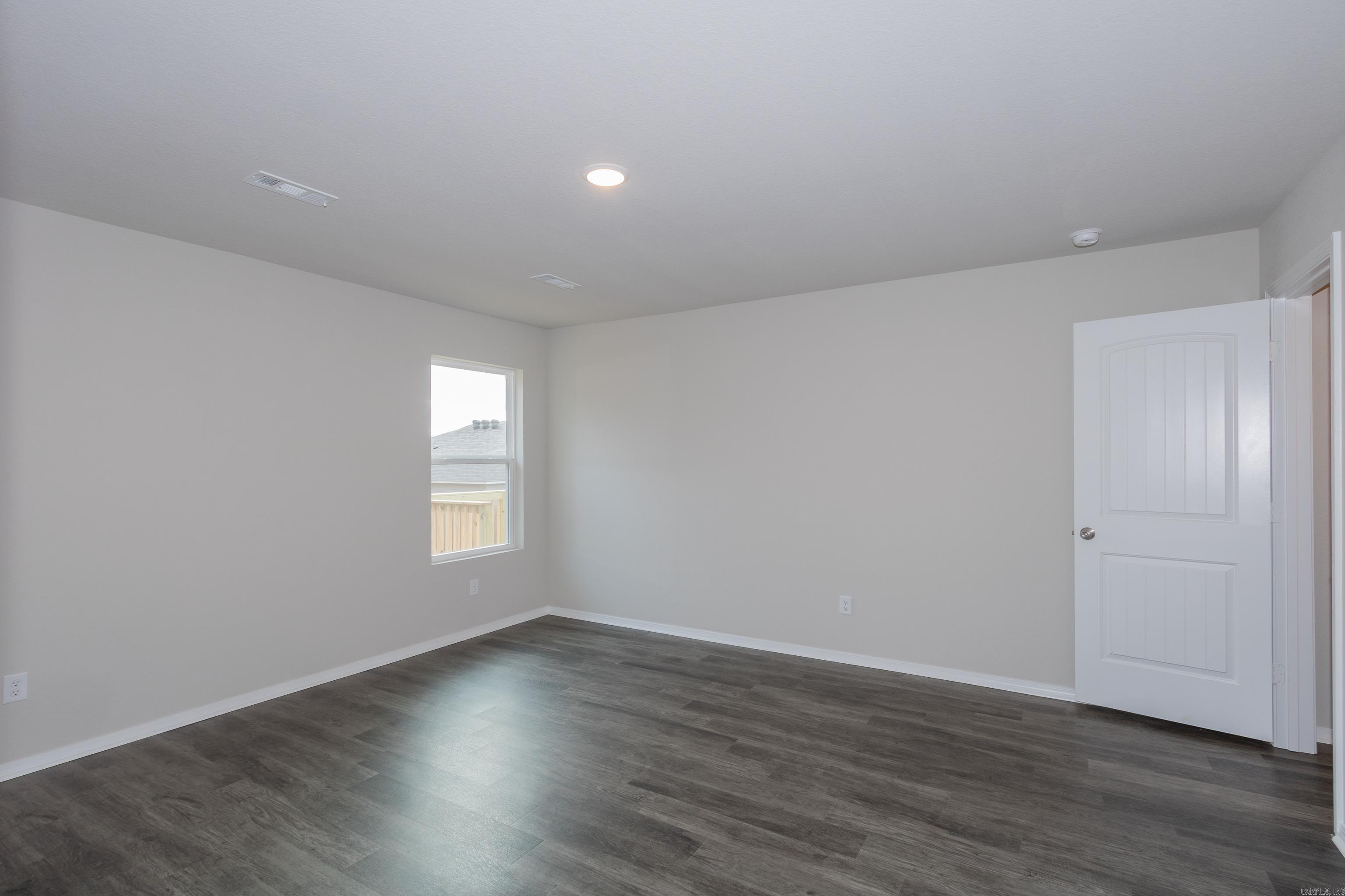 HILLDALE CROSSING - Residential