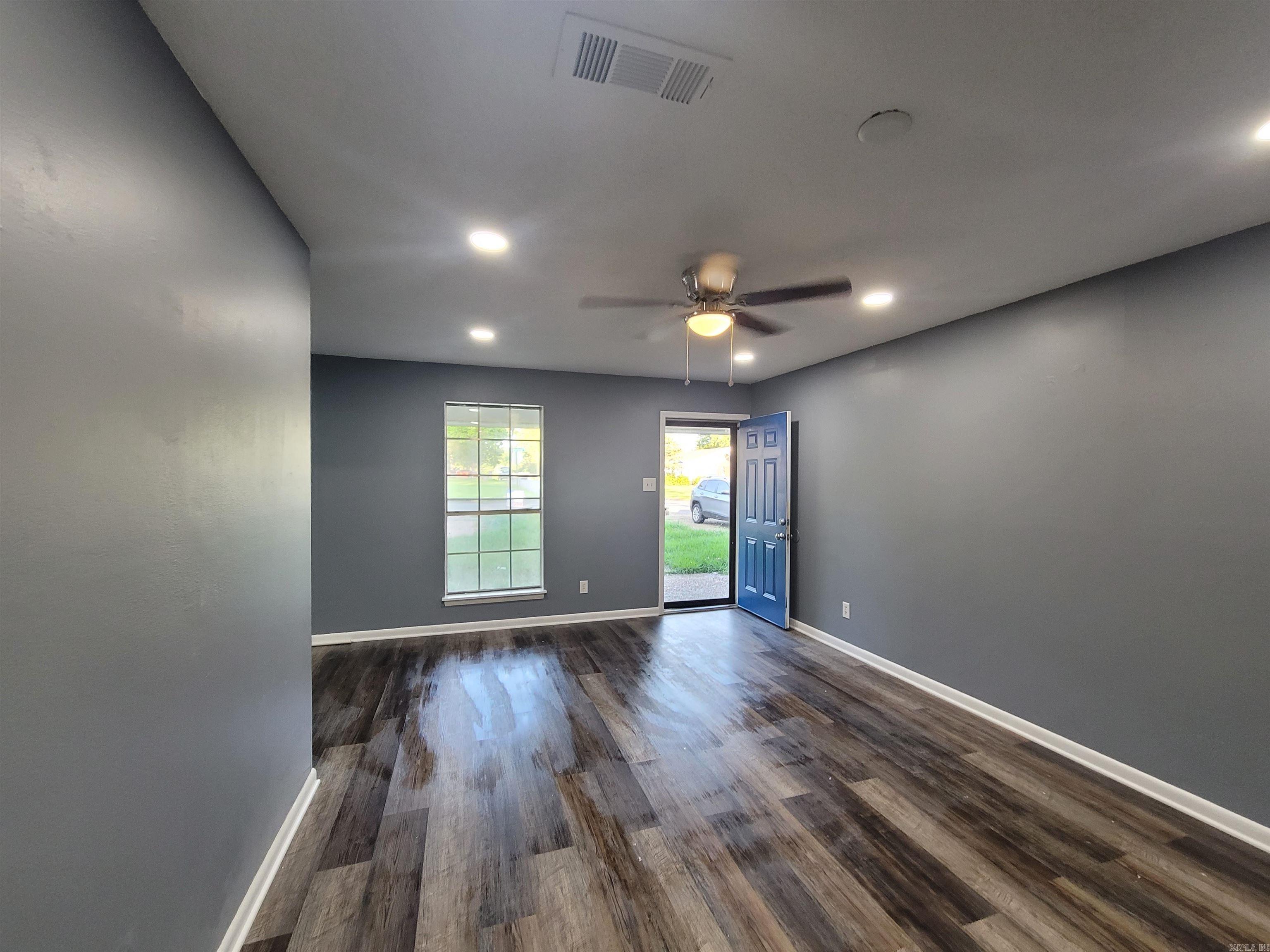 Stagecoach Village - Residential Lease