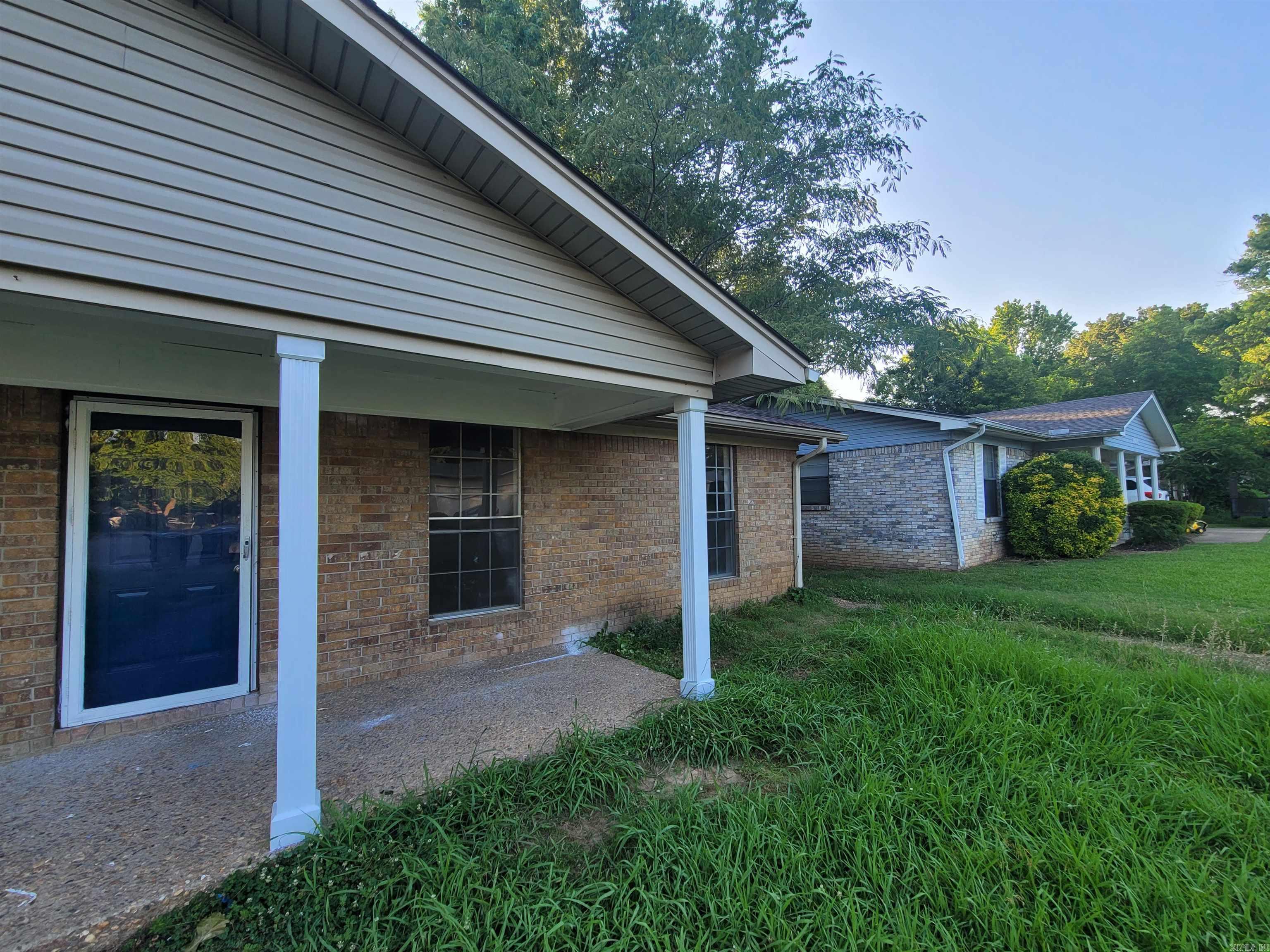 Stagecoach Village - Residential Lease