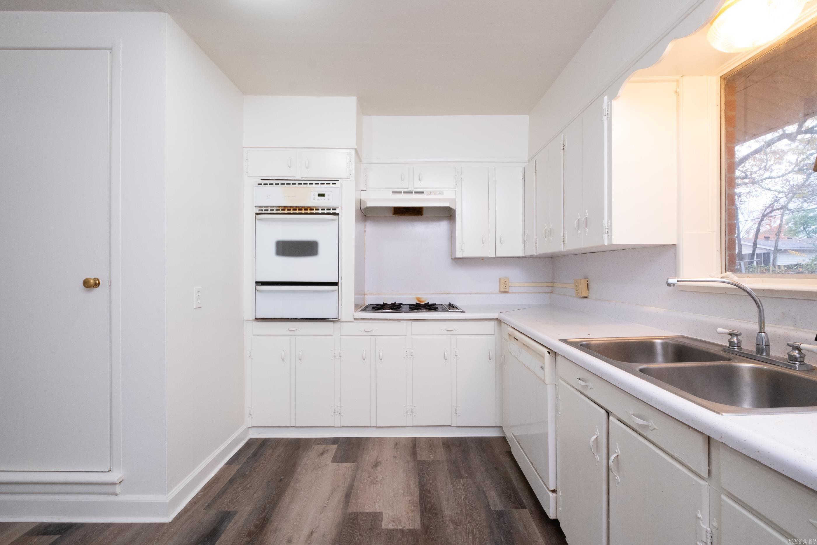 BROADMOOR ADDN - Residential