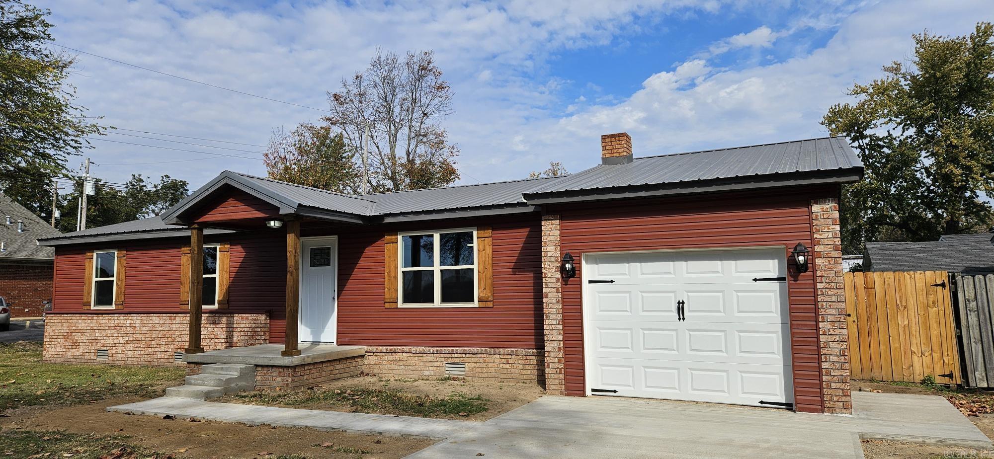 Maddox 2nd - Residential