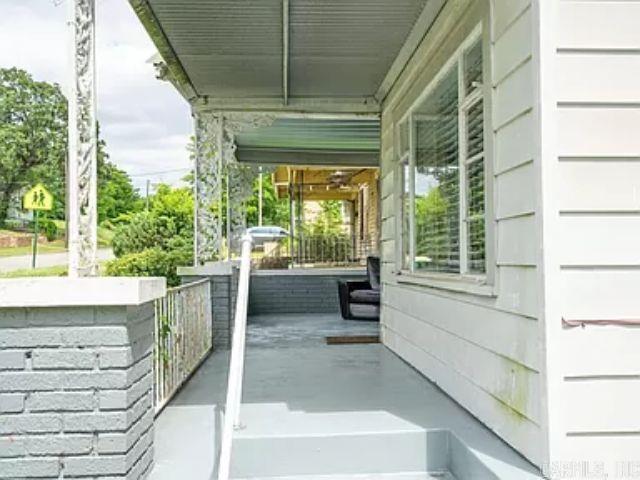 FLEMING & BRADFORD - Residential