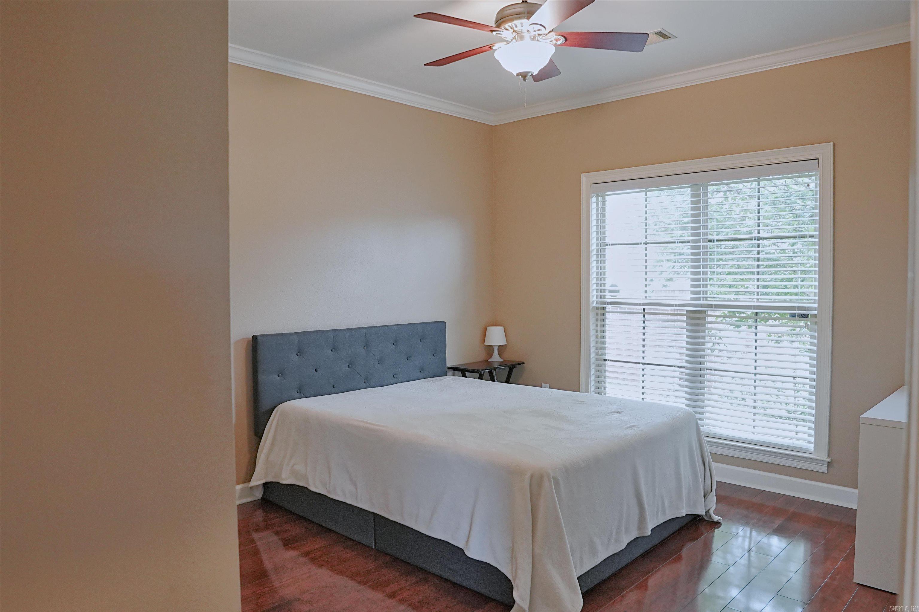 CAPITOL LAKES ESTATES - Residential