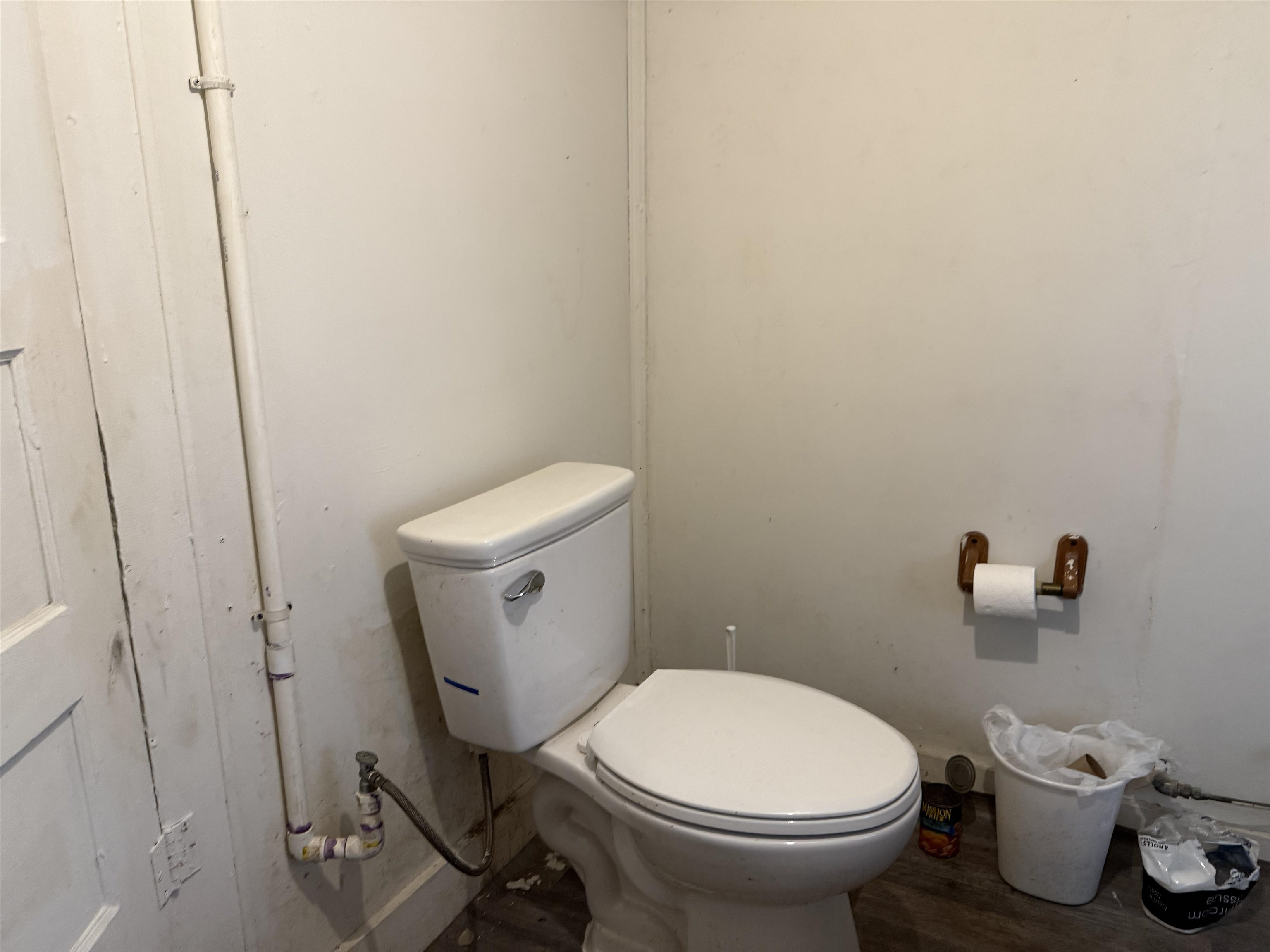 WADDLE & HUGHES - Residential