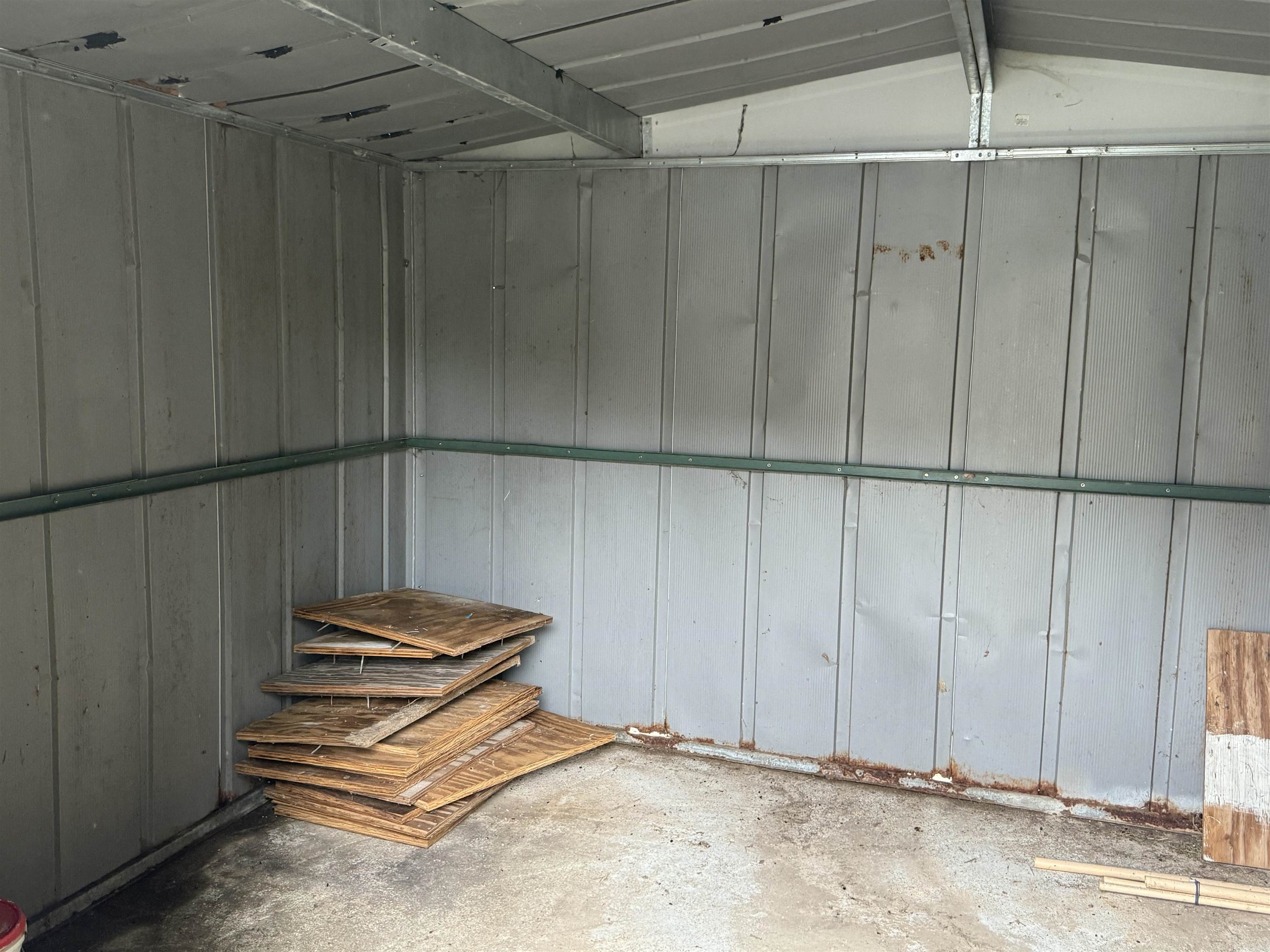 WADDLE & HUGHES - Residential