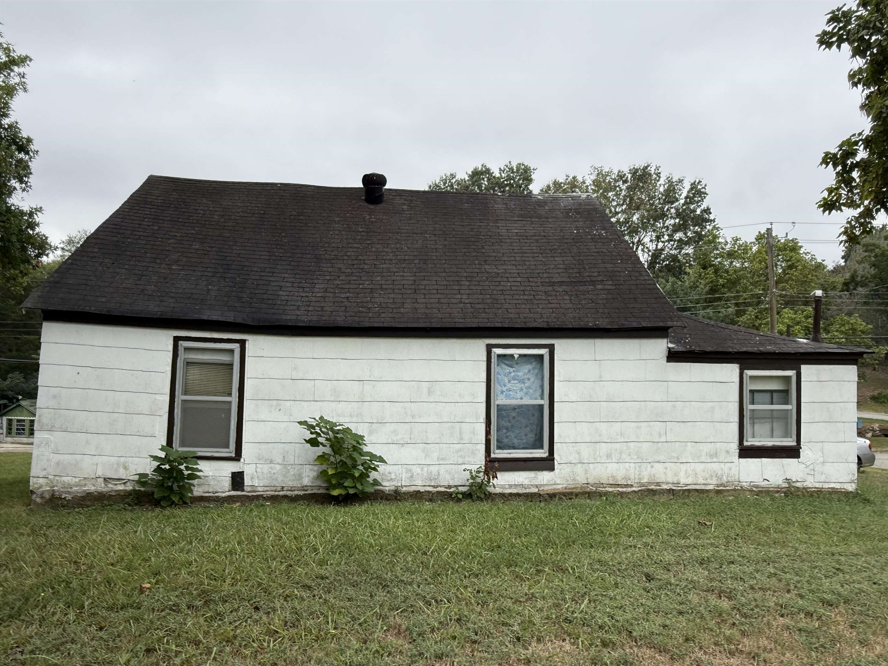 WADDLE & HUGHES - Residential