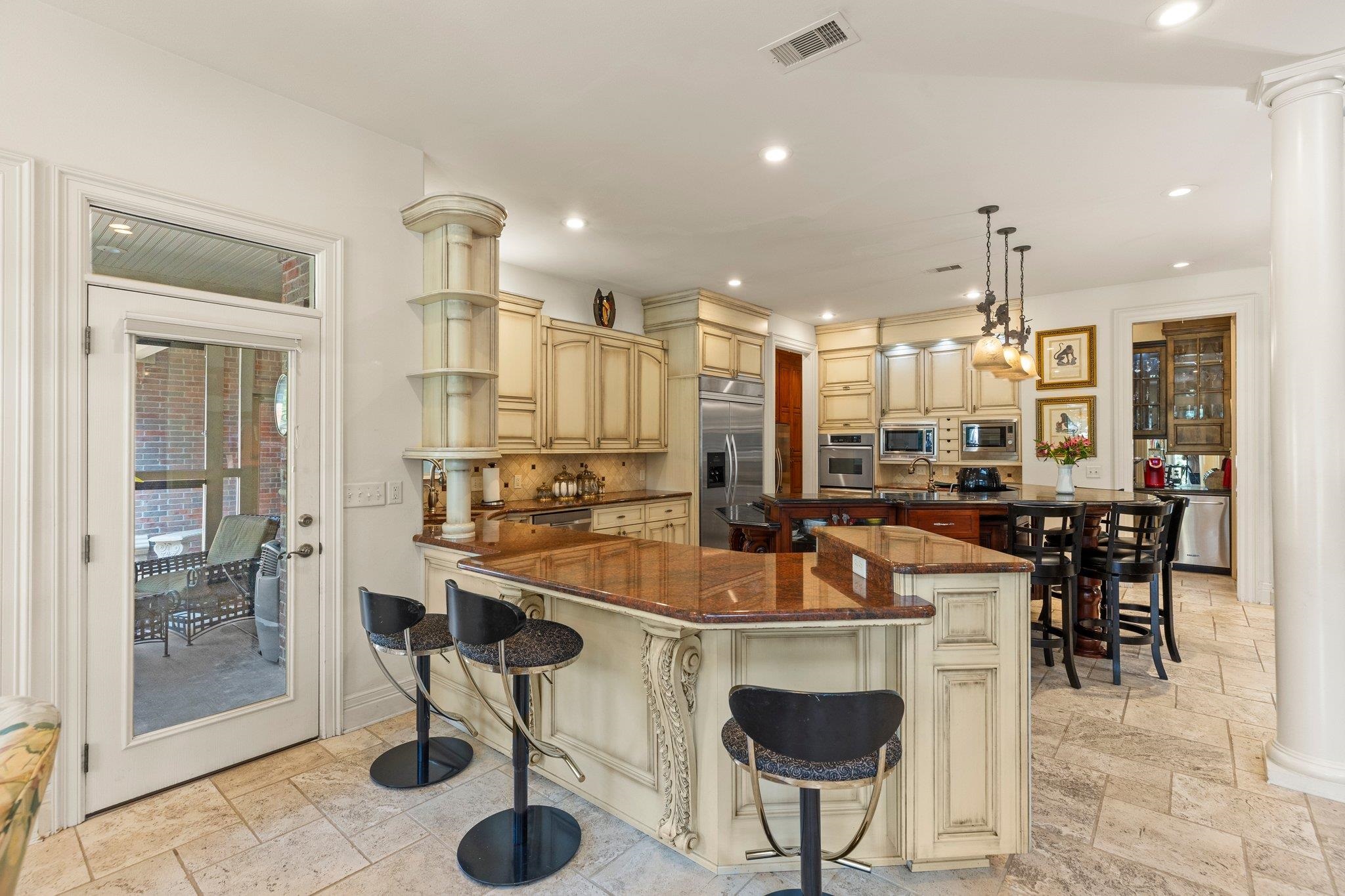 CENTENNIAL VALLEY - Residential