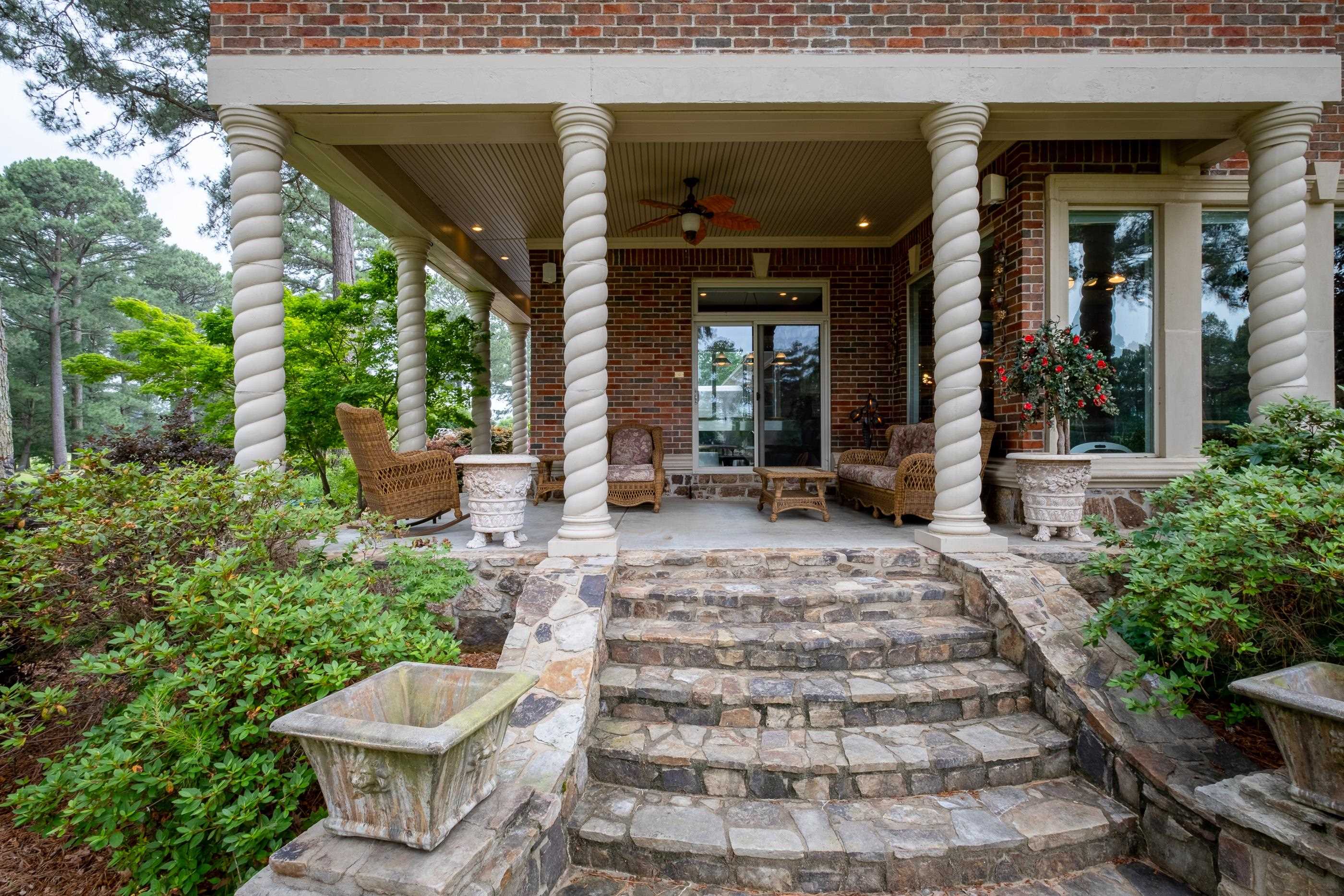 CENTENNIAL VALLEY - Residential