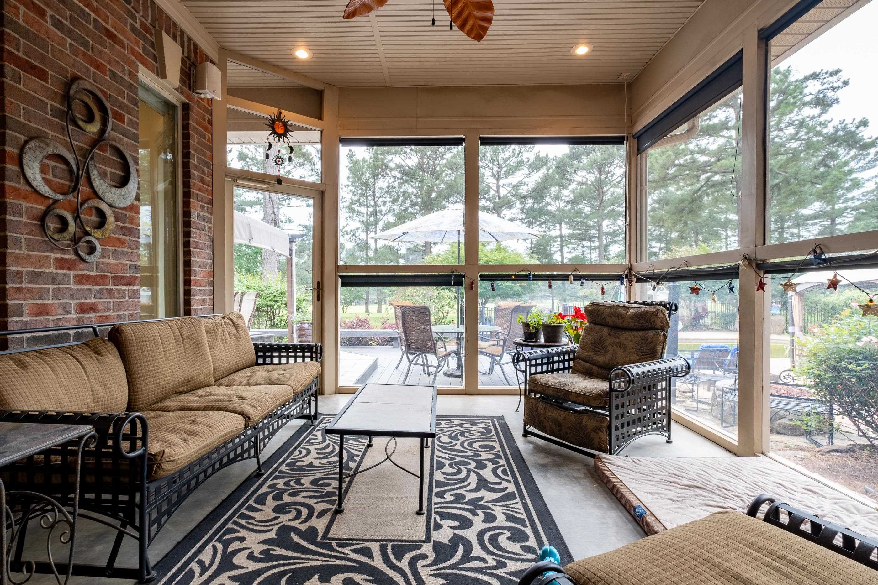 CENTENNIAL VALLEY - Residential
