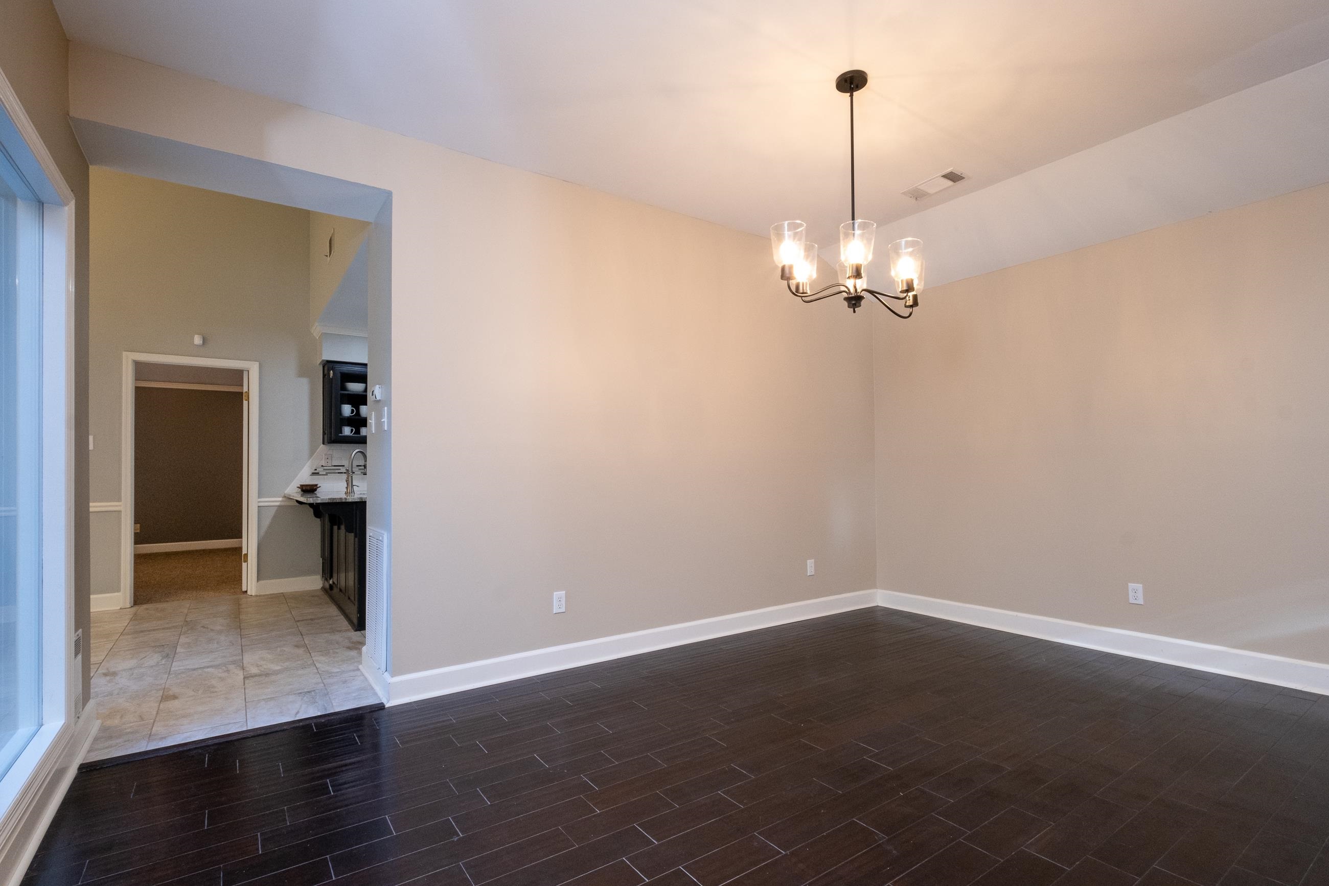 CLUB MANOR - Residential