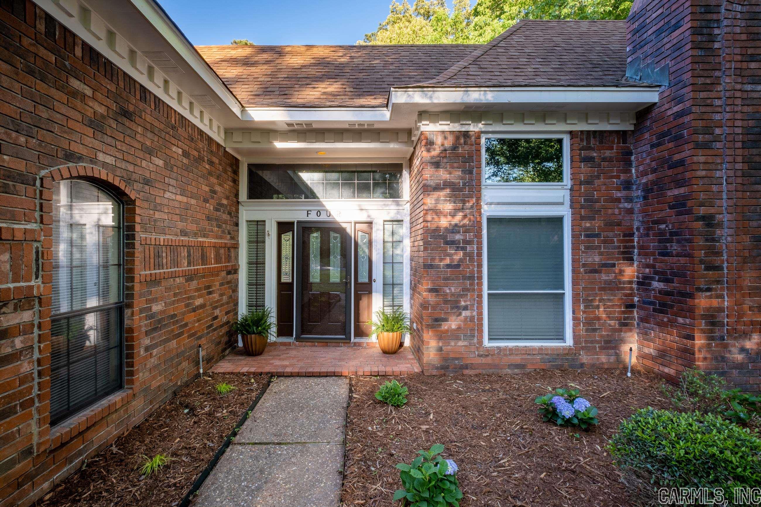 CLUB MANOR - Residential