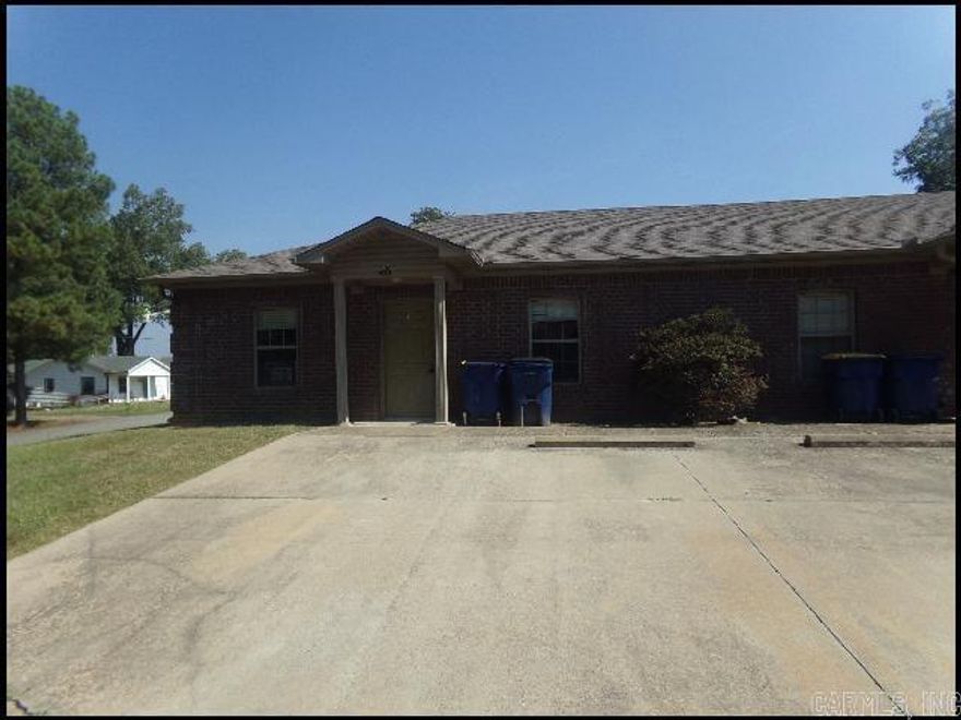 *CABOT* CUTE TRIPLEX LOCATED IN CABOT CITY SUBDIVISION!! This 2 Bedroom And 2 Bath All Electric Unit Features 900 Sqft! Electric Range, Refrigerator, And Dishwasher Provided In Kitchen! Vinyl Flooring Throughout! Central Heat And Air! Washer And Dryer Hookups! 1 Parking Space Provided! PET FRIENDLY!! AVAILABLE NOW!!!<a href='https://raineyrealty.com/virtualtour.php?r=8A24vH'> Click here for a 360° Virtual Tour</a>