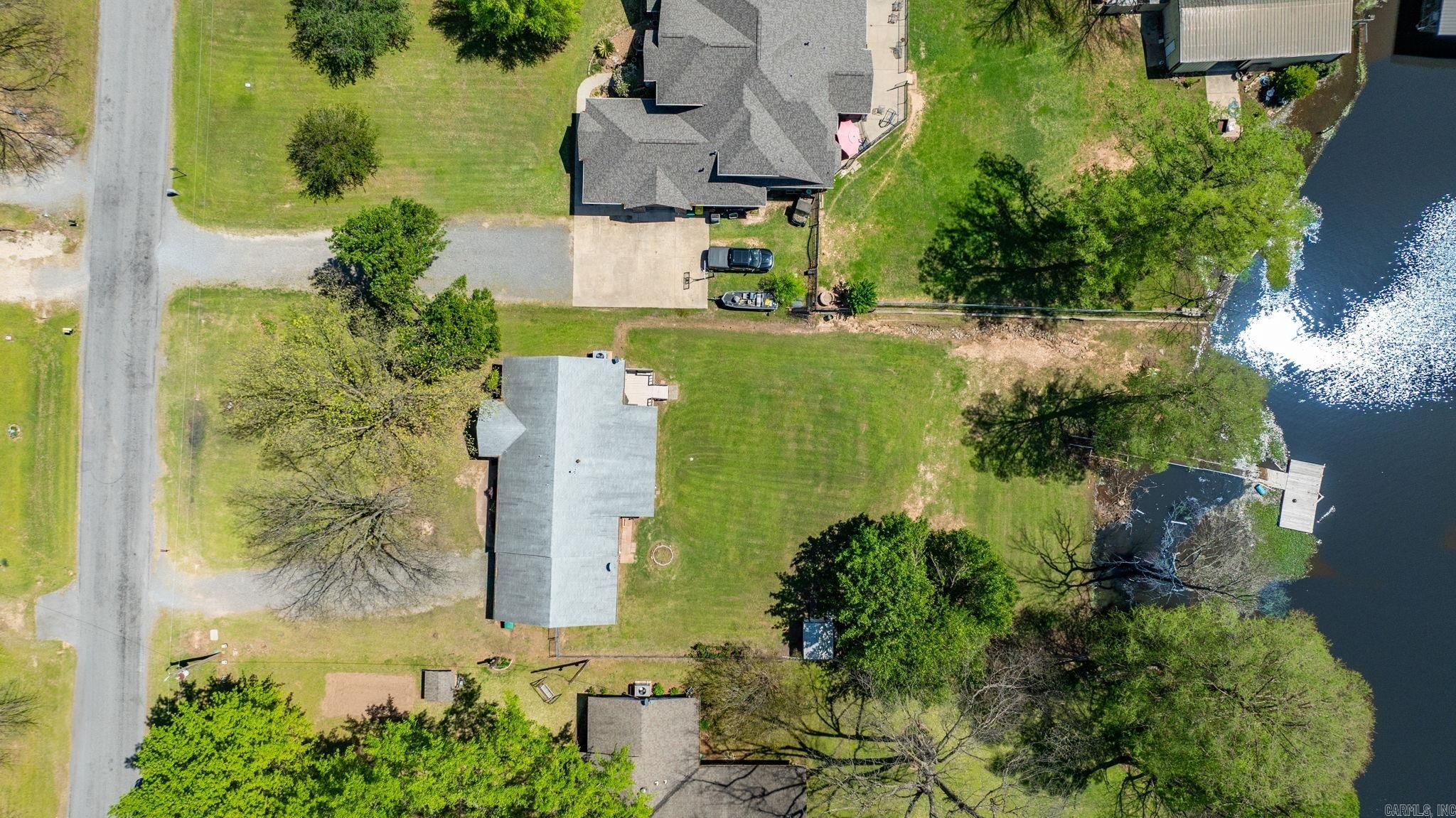 RIVER MANOR EST - Residential