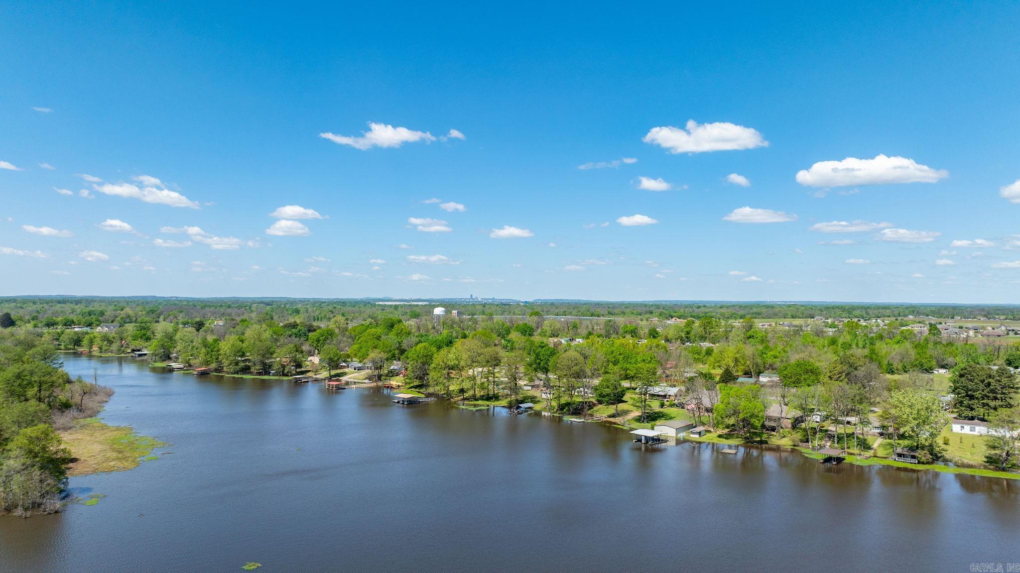 RIVER MANOR EST - Residential