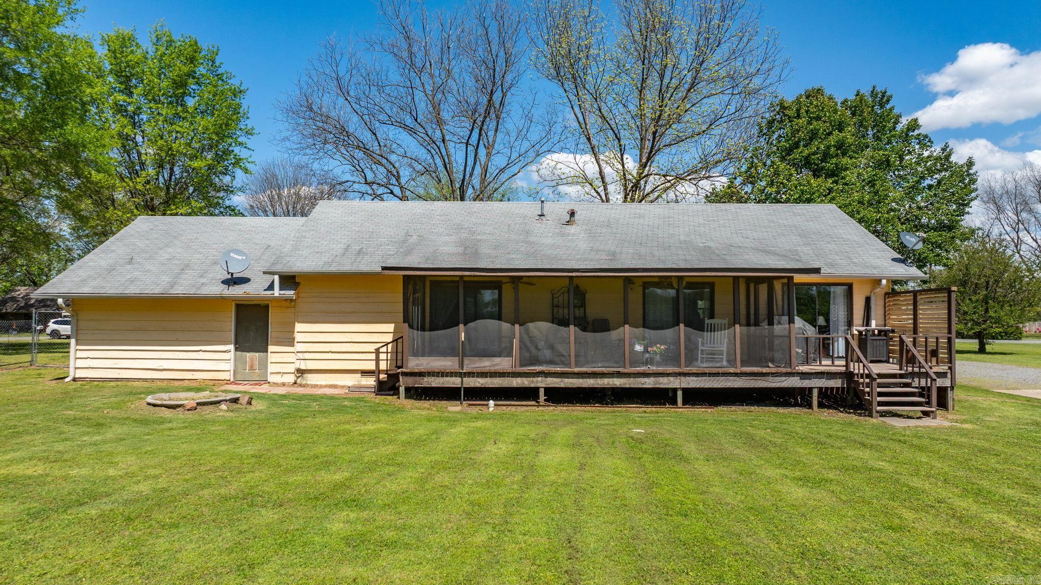 RIVER MANOR EST - Residential