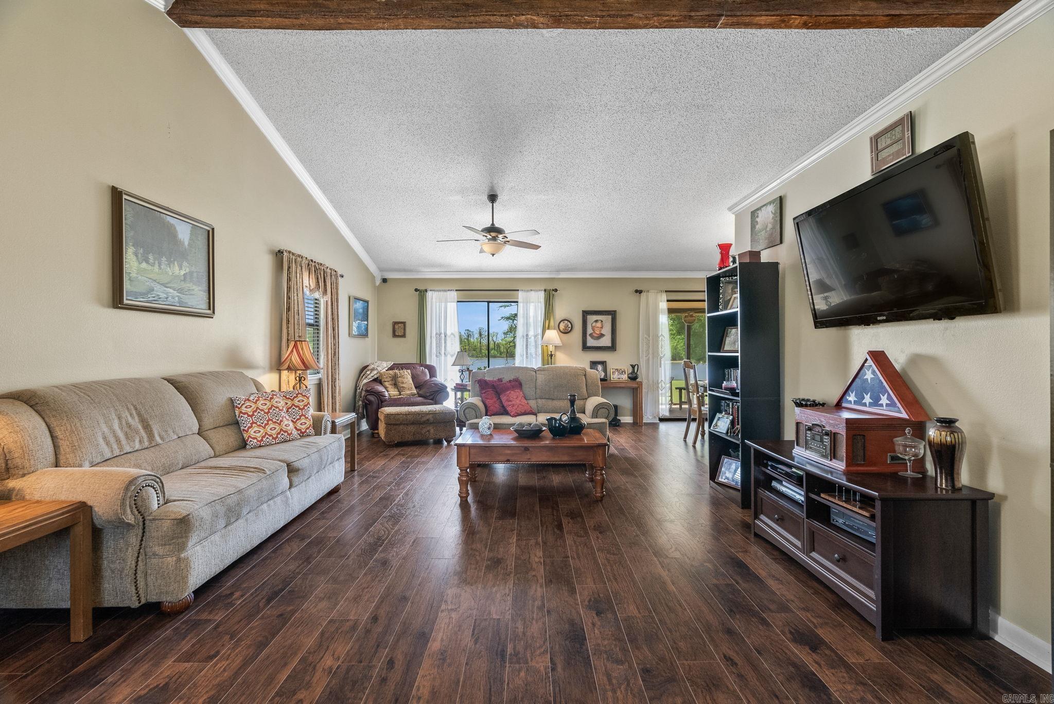 RIVER MANOR EST - Residential