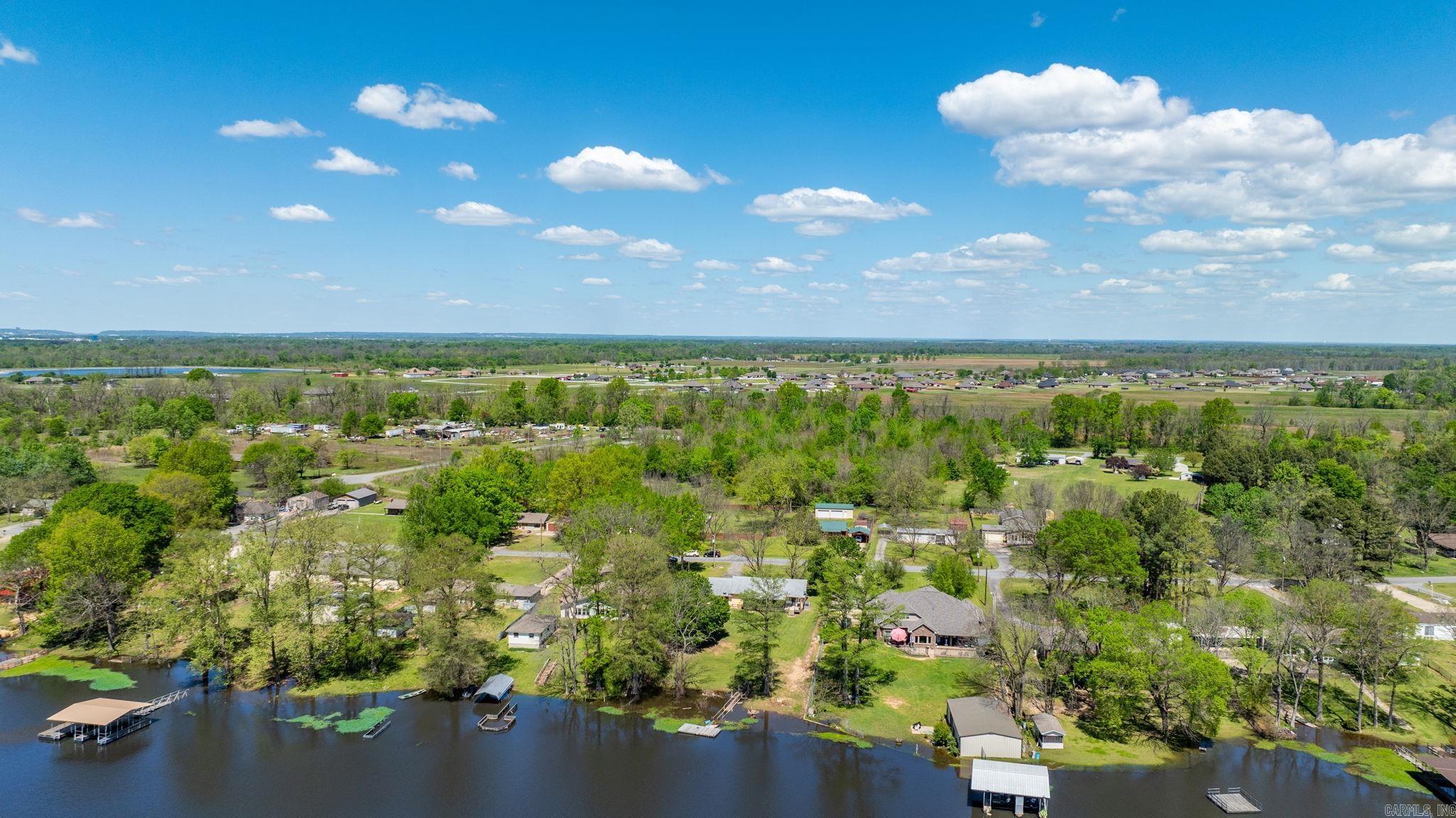 RIVER MANOR EST - Residential