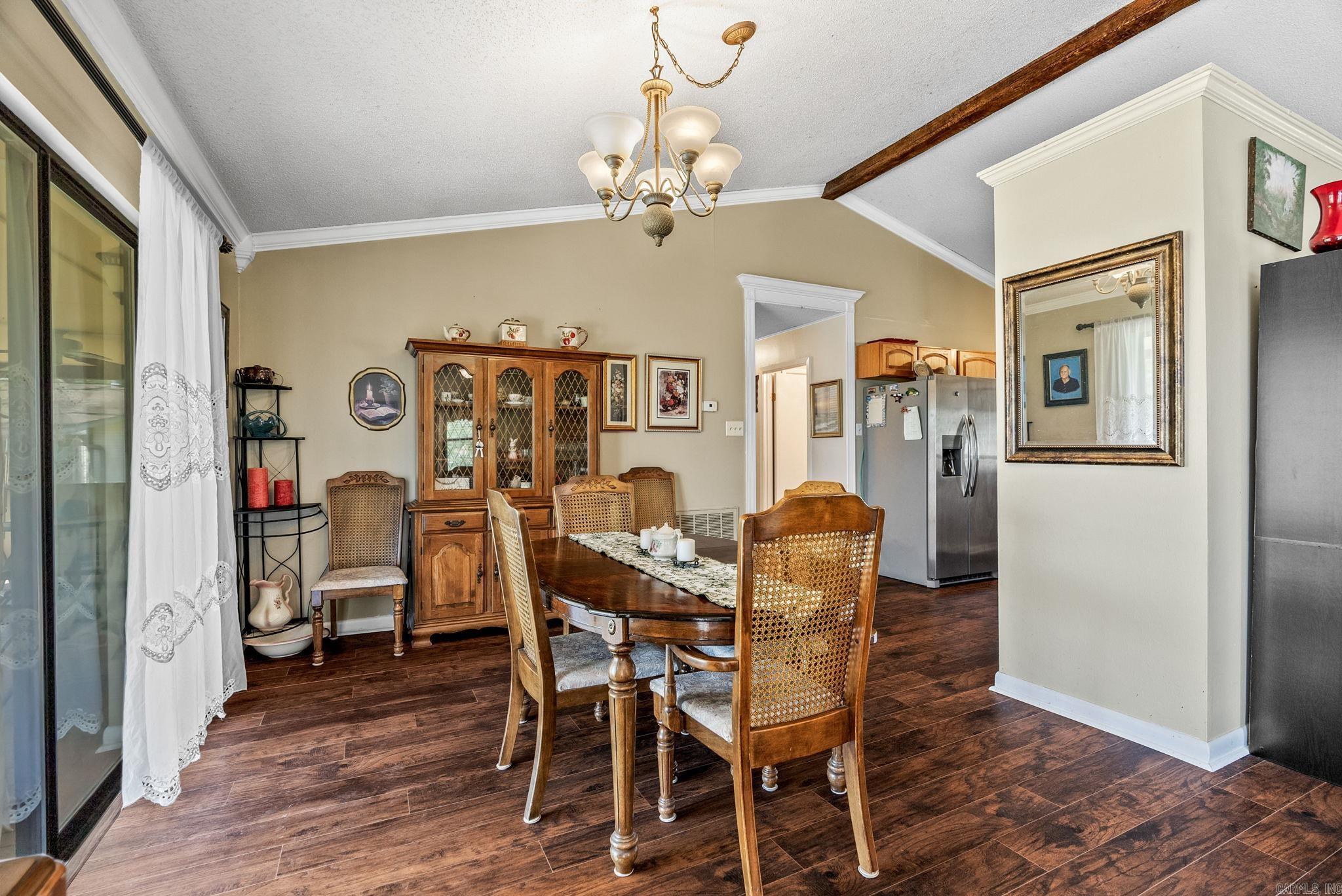 RIVER MANOR EST - Residential