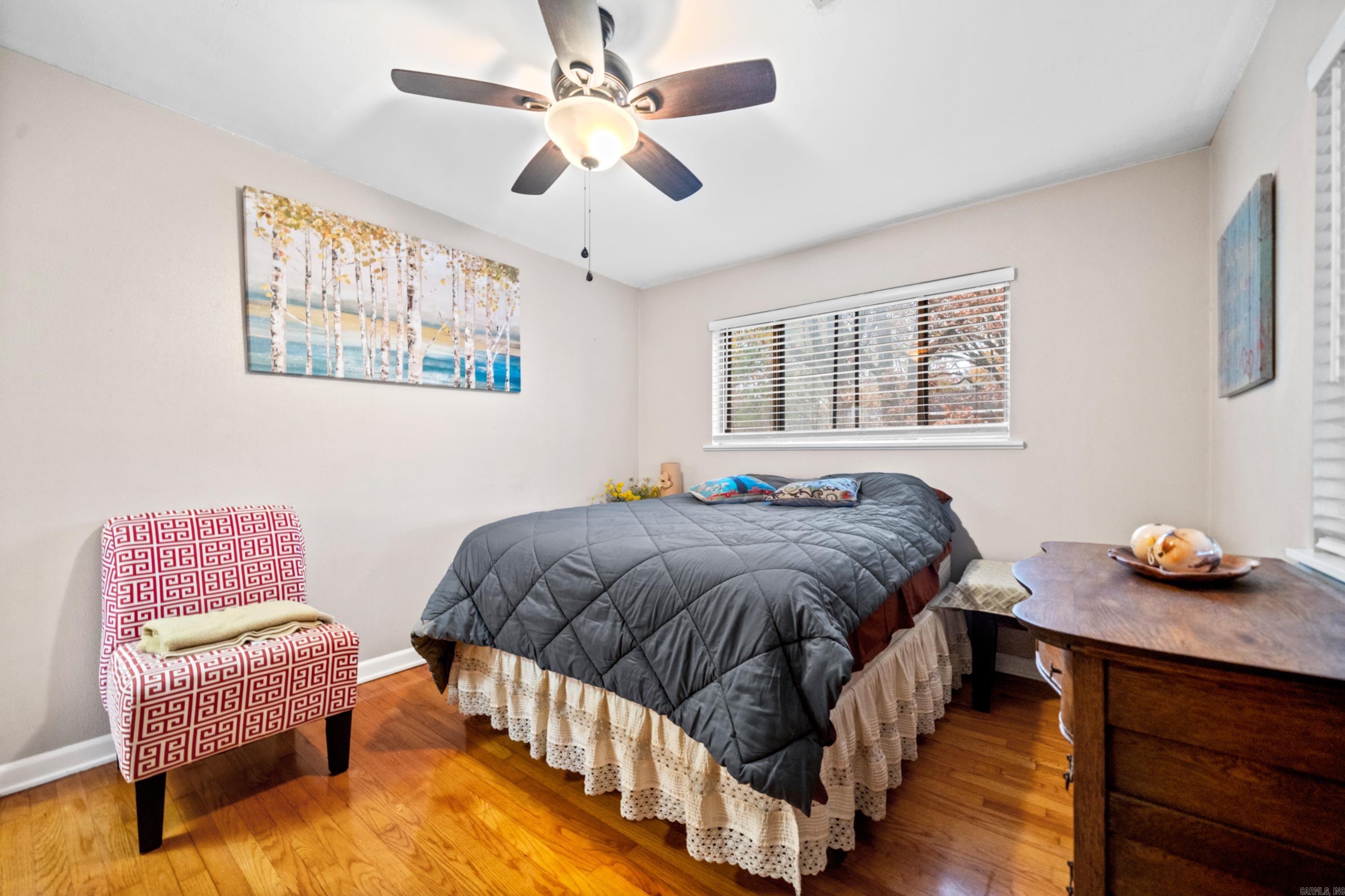 Rhodes Earl Lake - Residential