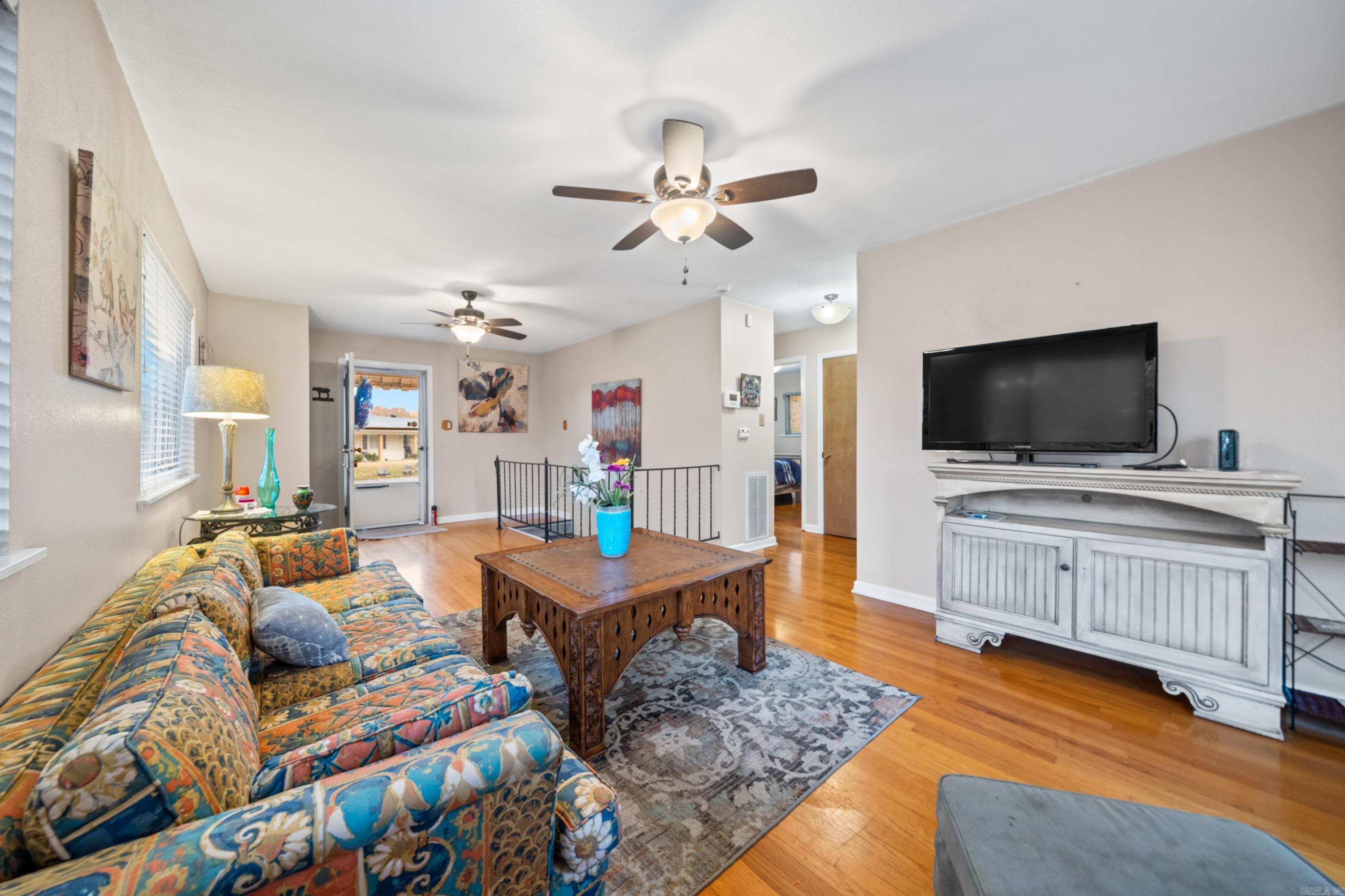 Rhodes Earl Lake - Residential