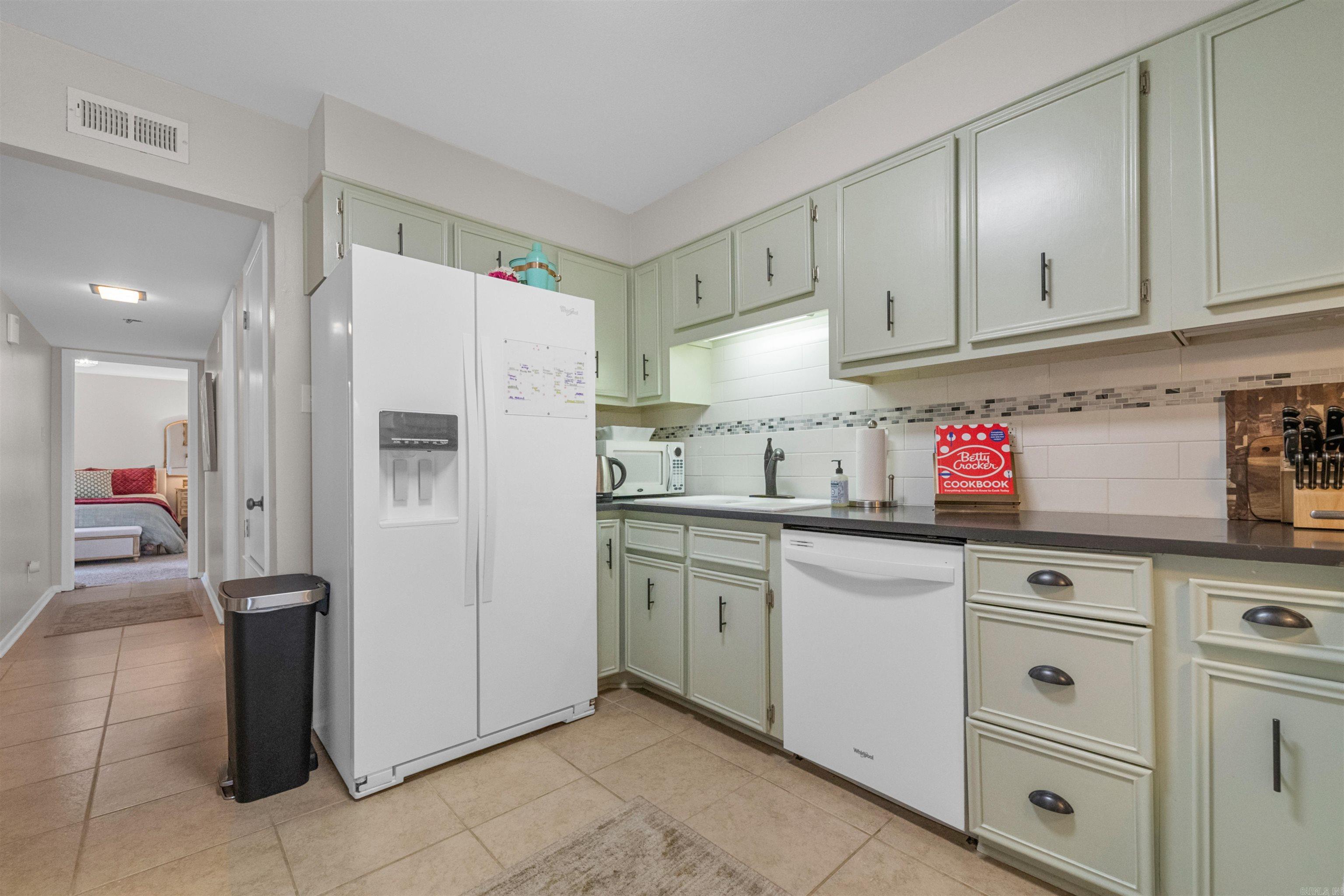 INDIAN HILLS TOWN HOMES - Residential