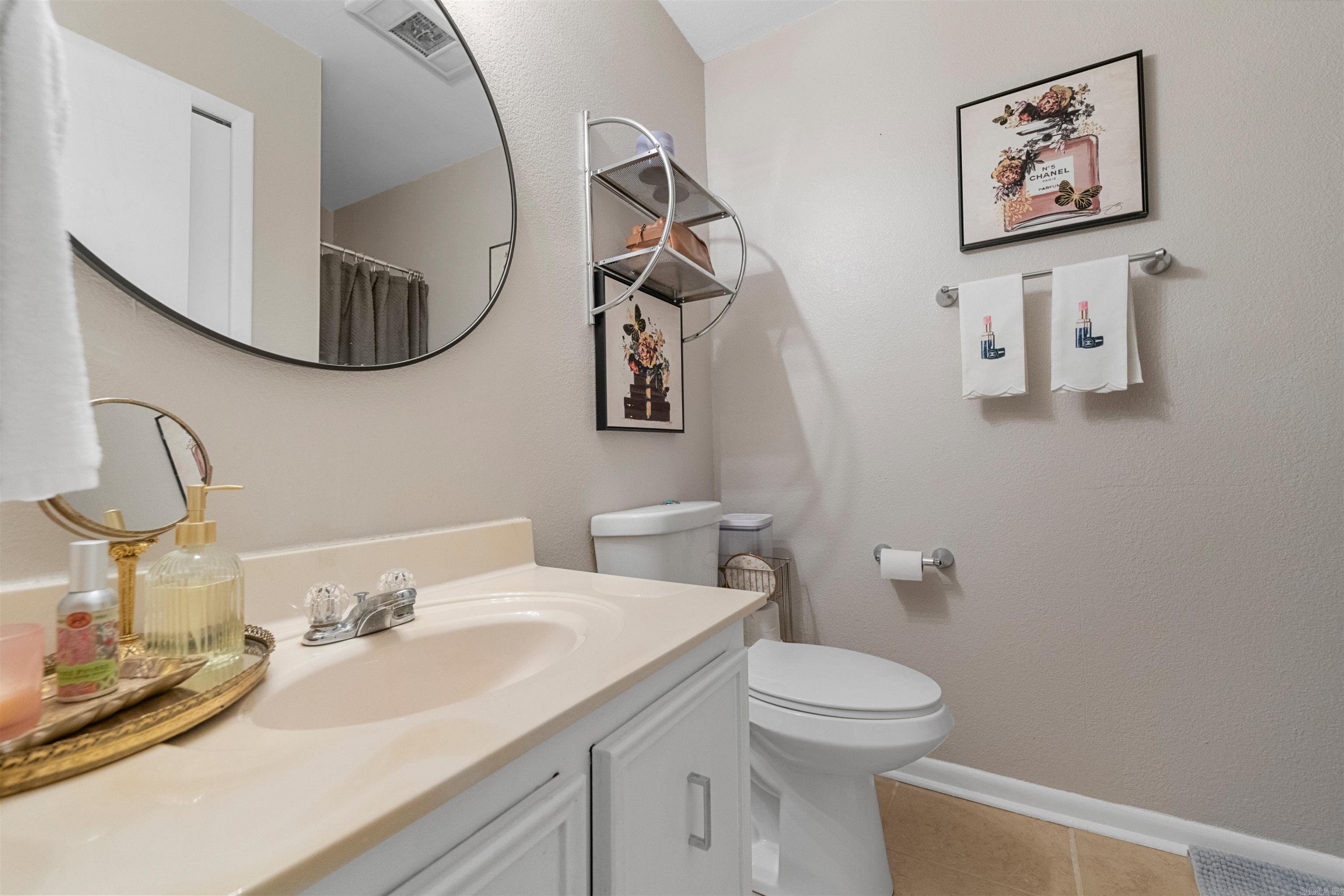 INDIAN HILLS TOWN HOMES - Residential