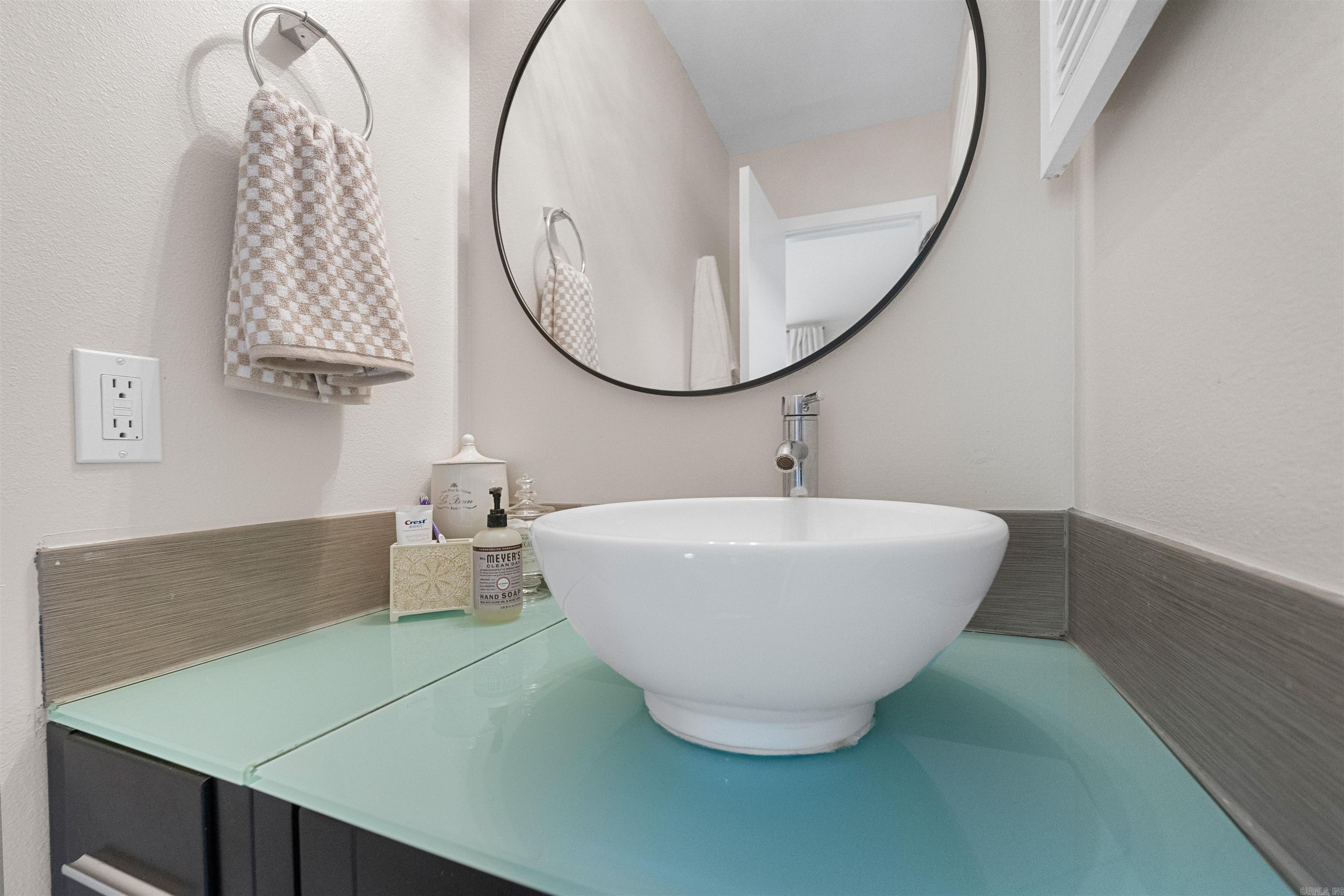 INDIAN HILLS TOWN HOMES - Residential