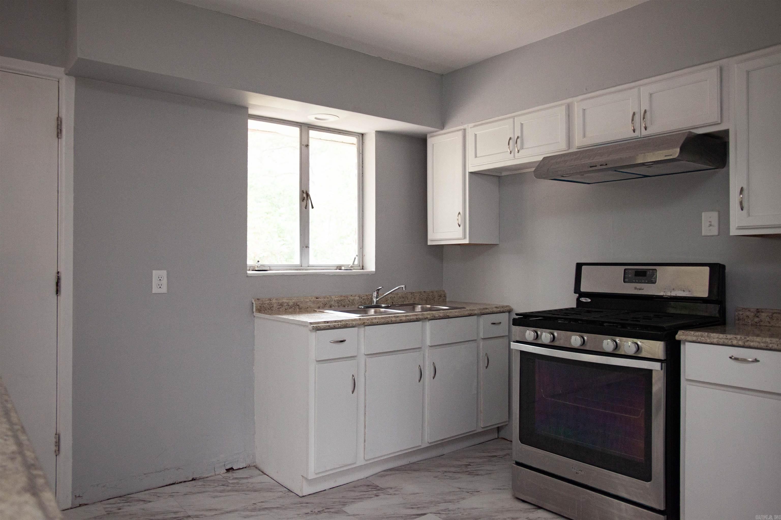 Point O'Woods - Residential Lease