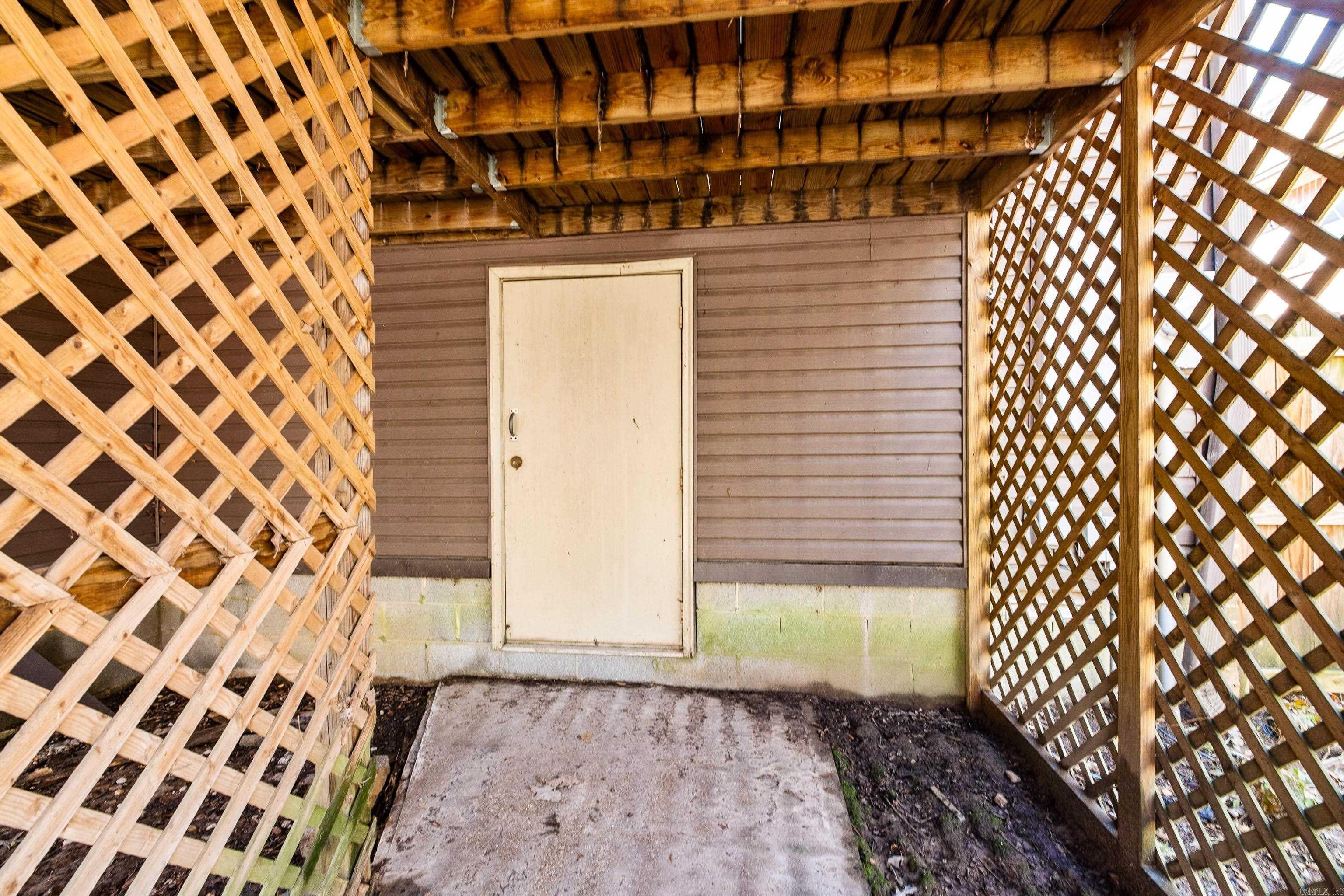 WESTBURY - Residential