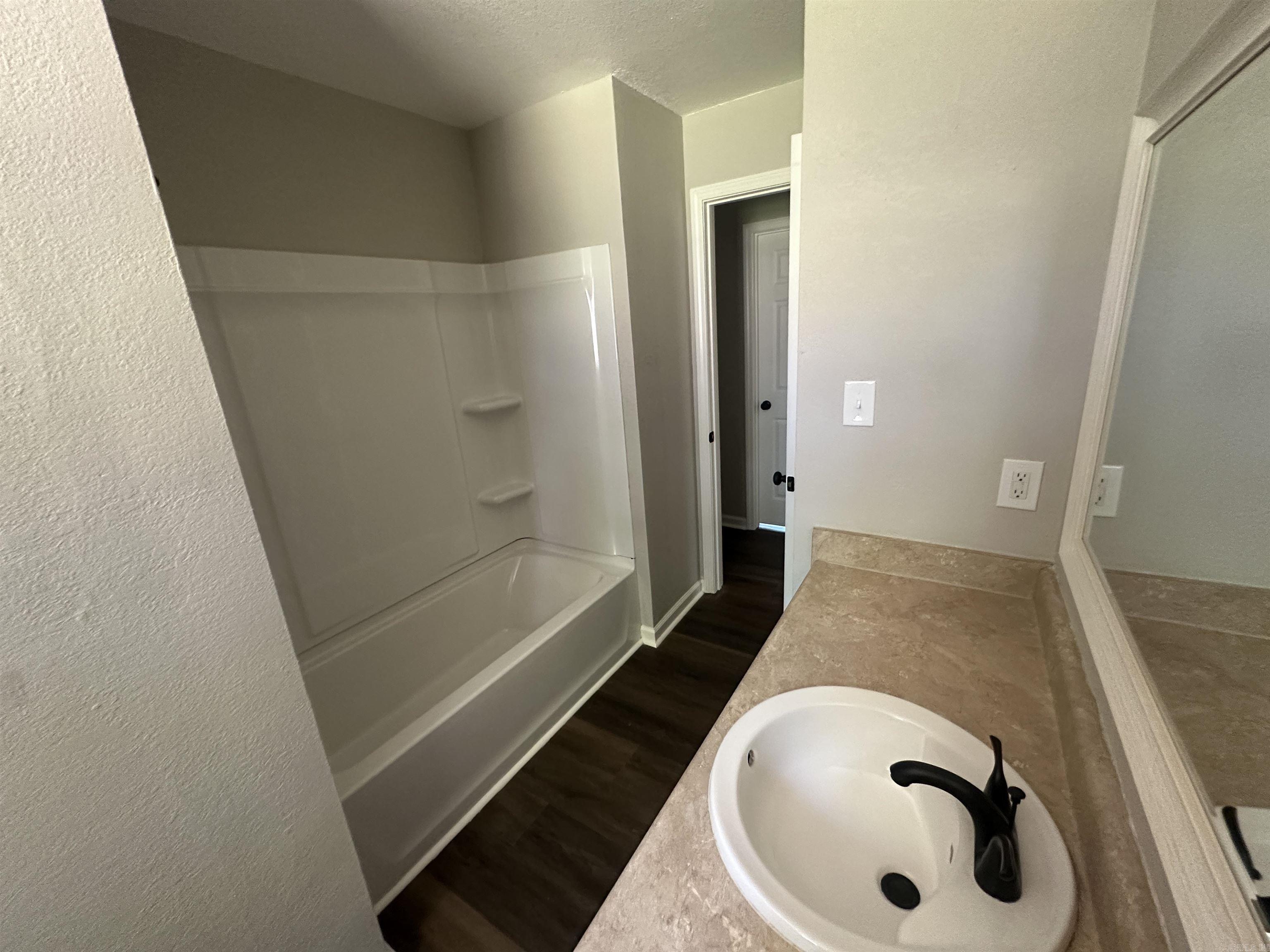 COSTON ACRES - Residential