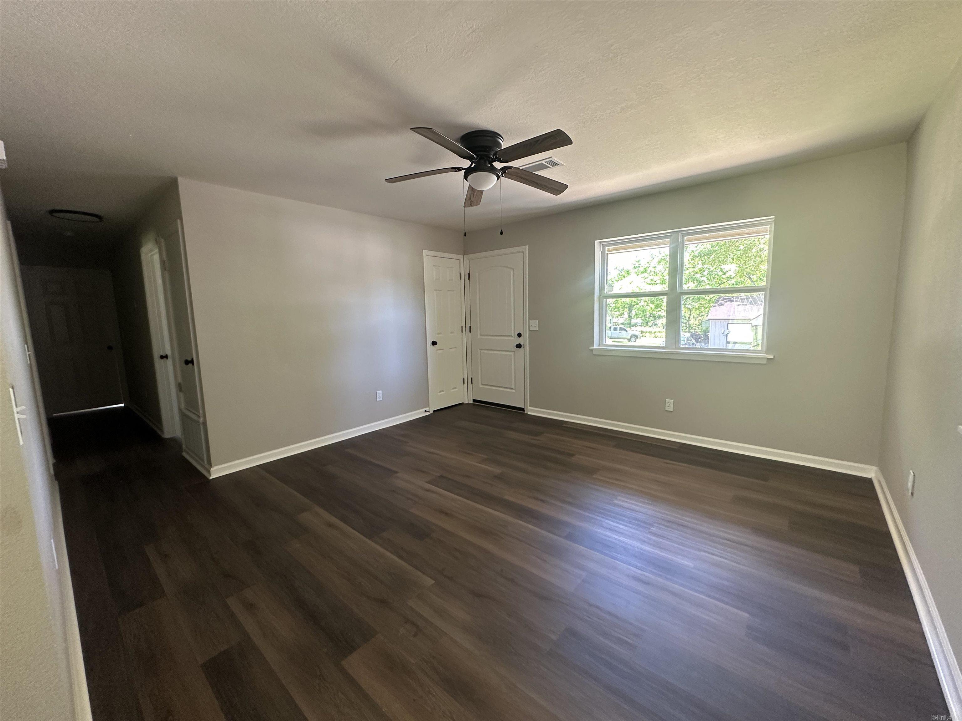 COSTON ACRES - Residential