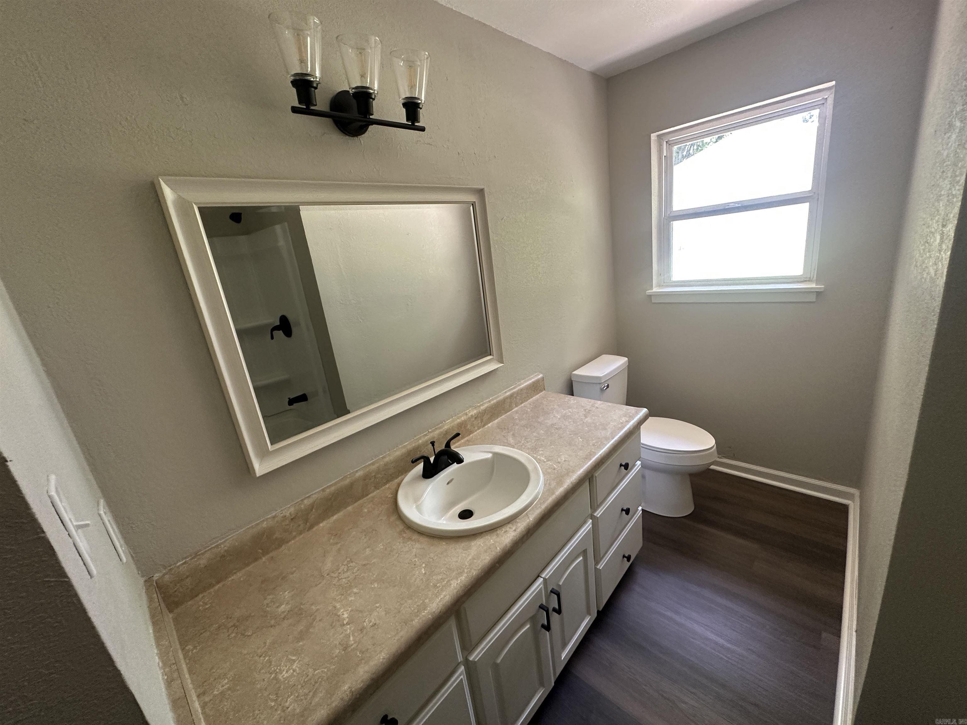 COSTON ACRES - Residential