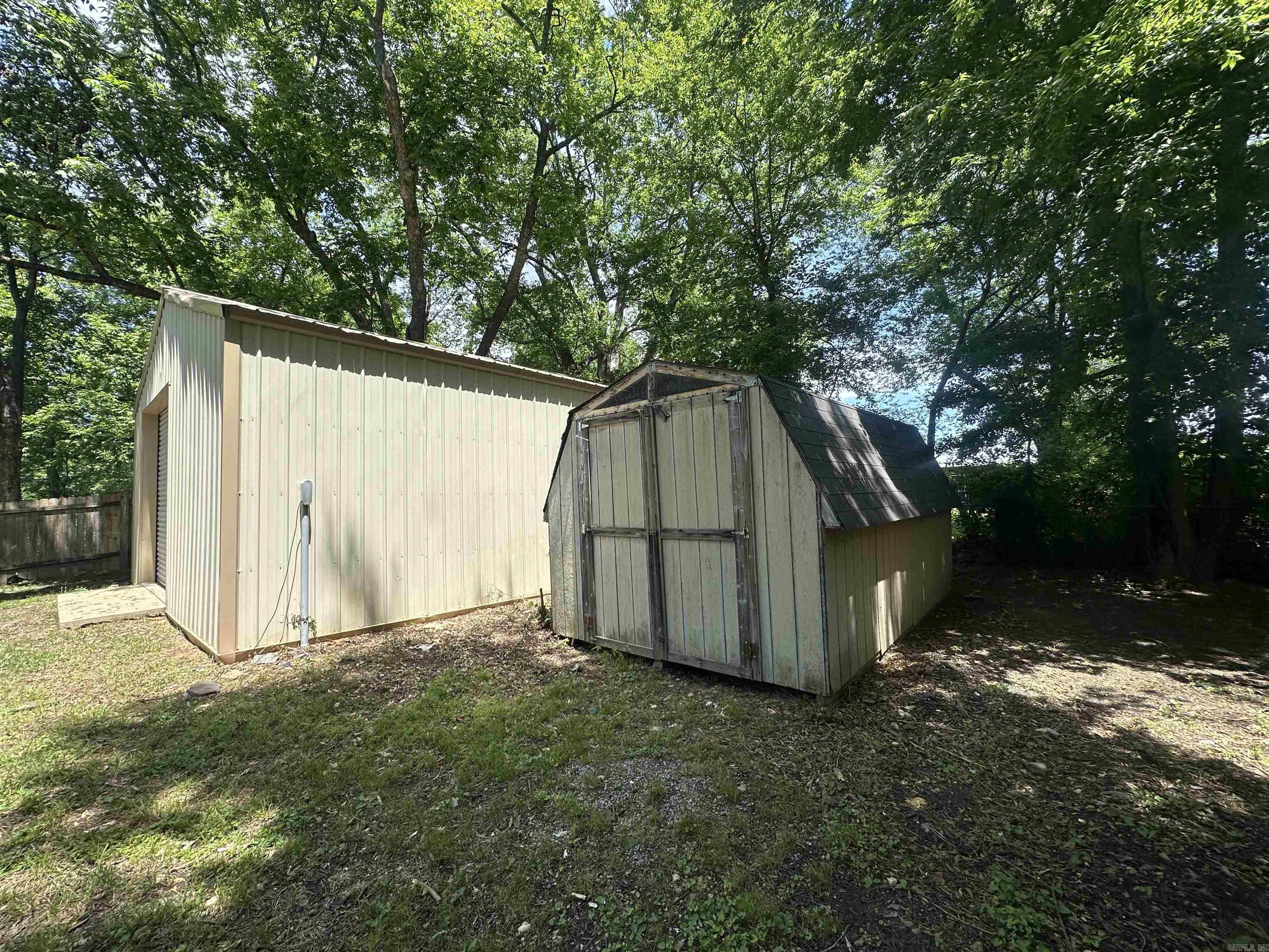 COSTON ACRES - Residential