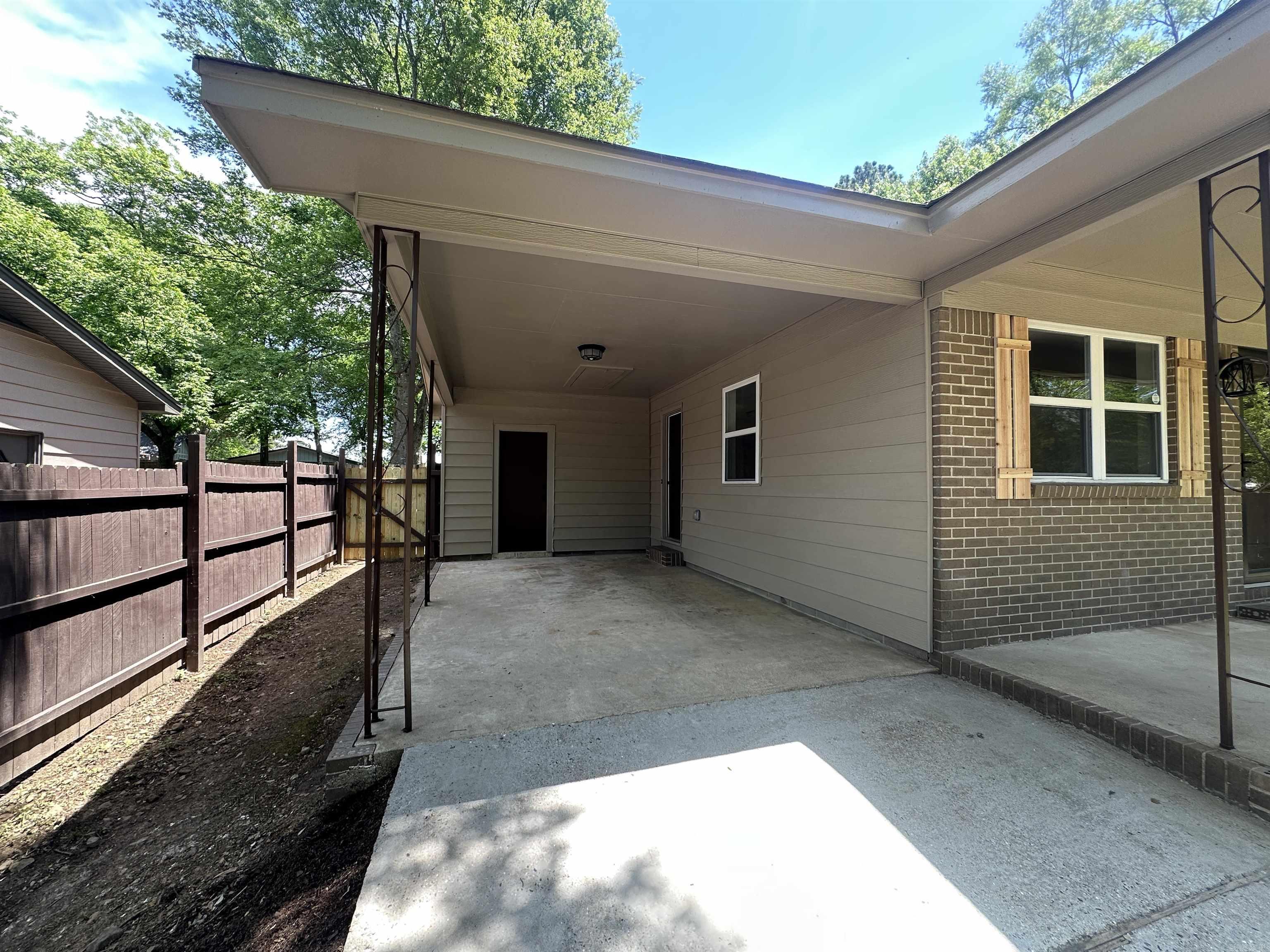 COSTON ACRES - Residential