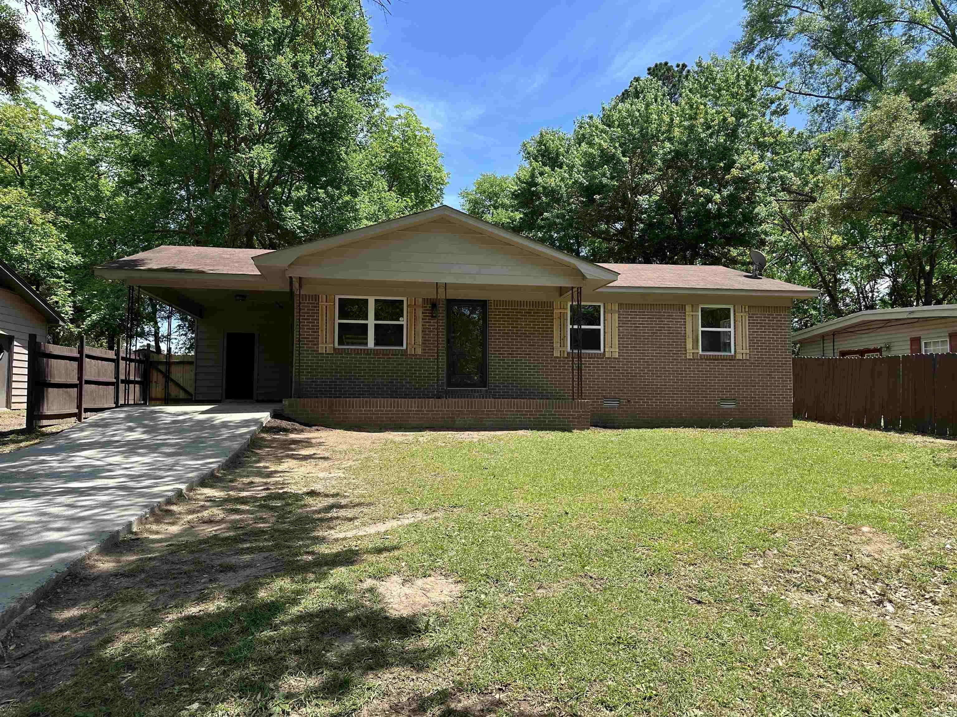 COSTON ACRES - Residential