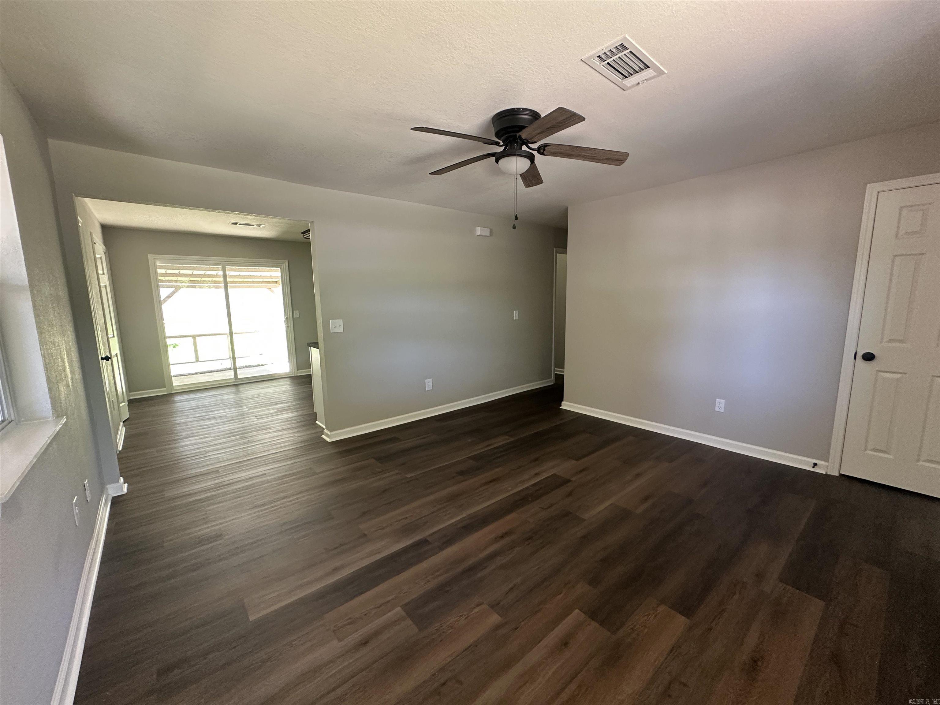 COSTON ACRES - Residential